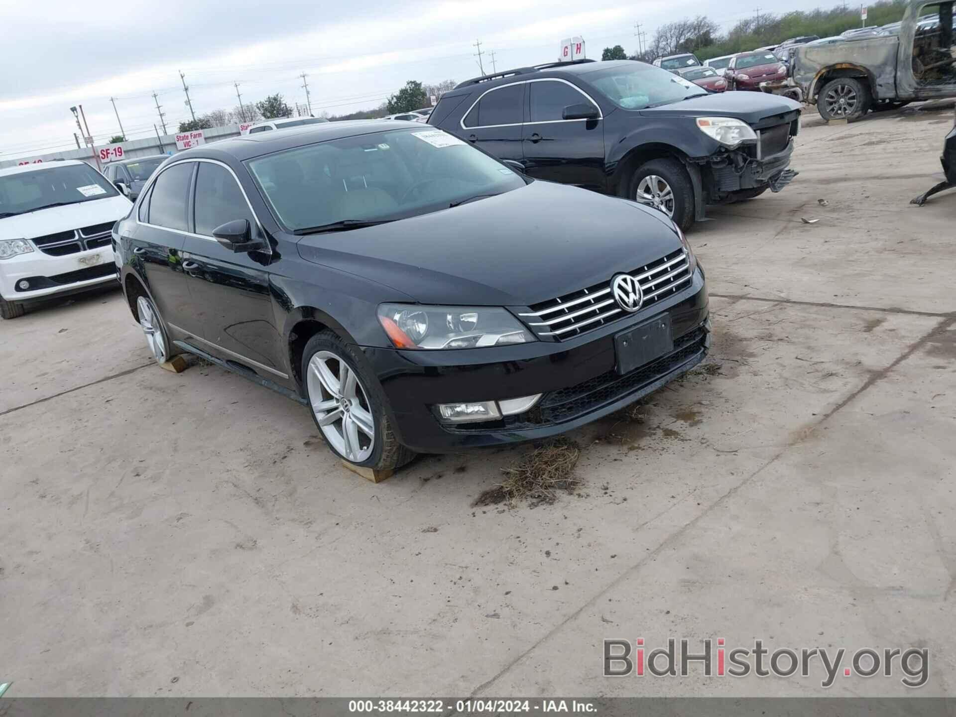 Photo 1VWCN7A35CC001693 - VOLKSWAGEN PASSAT 2012