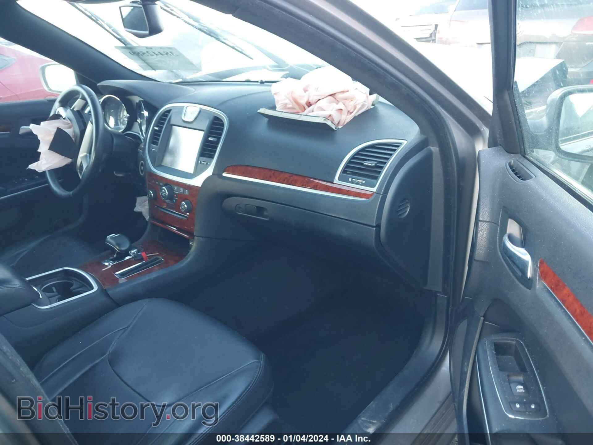 2014 CHRYSLER 300 - VIN: 2C3CCAAG4EH175784 - Фото 5