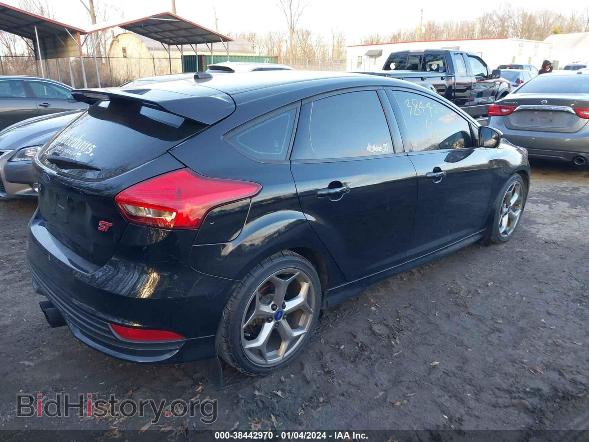 2017 FORD FOCUS ST - VIN: 1FADP3L98HL306498 - Фото 4