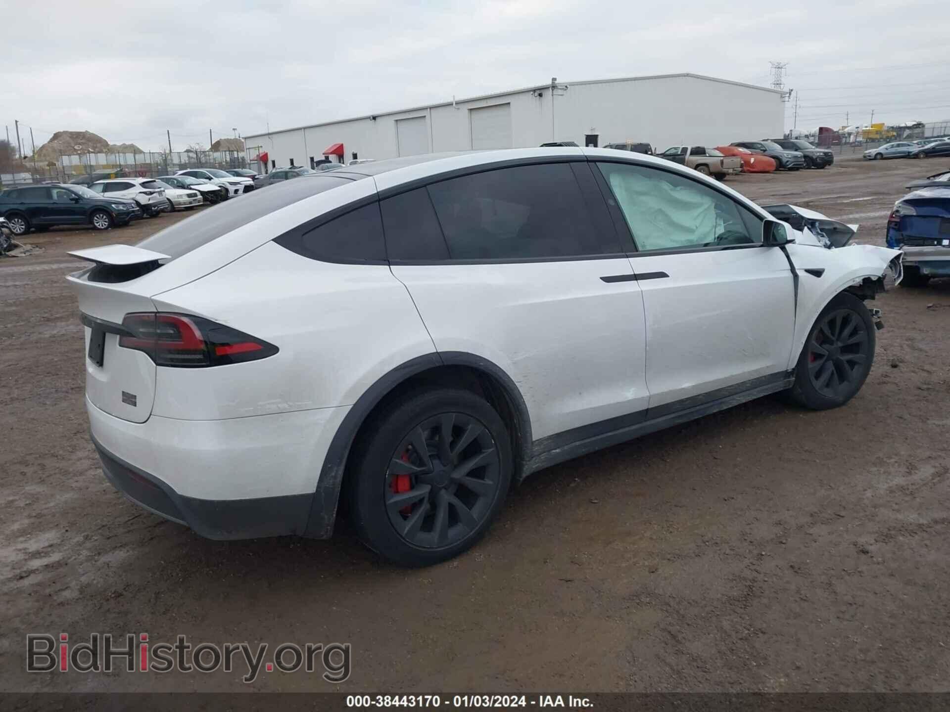2023 TESLA MODEL X - VIN: 7SAXCBE67PF408976 - Фото 4