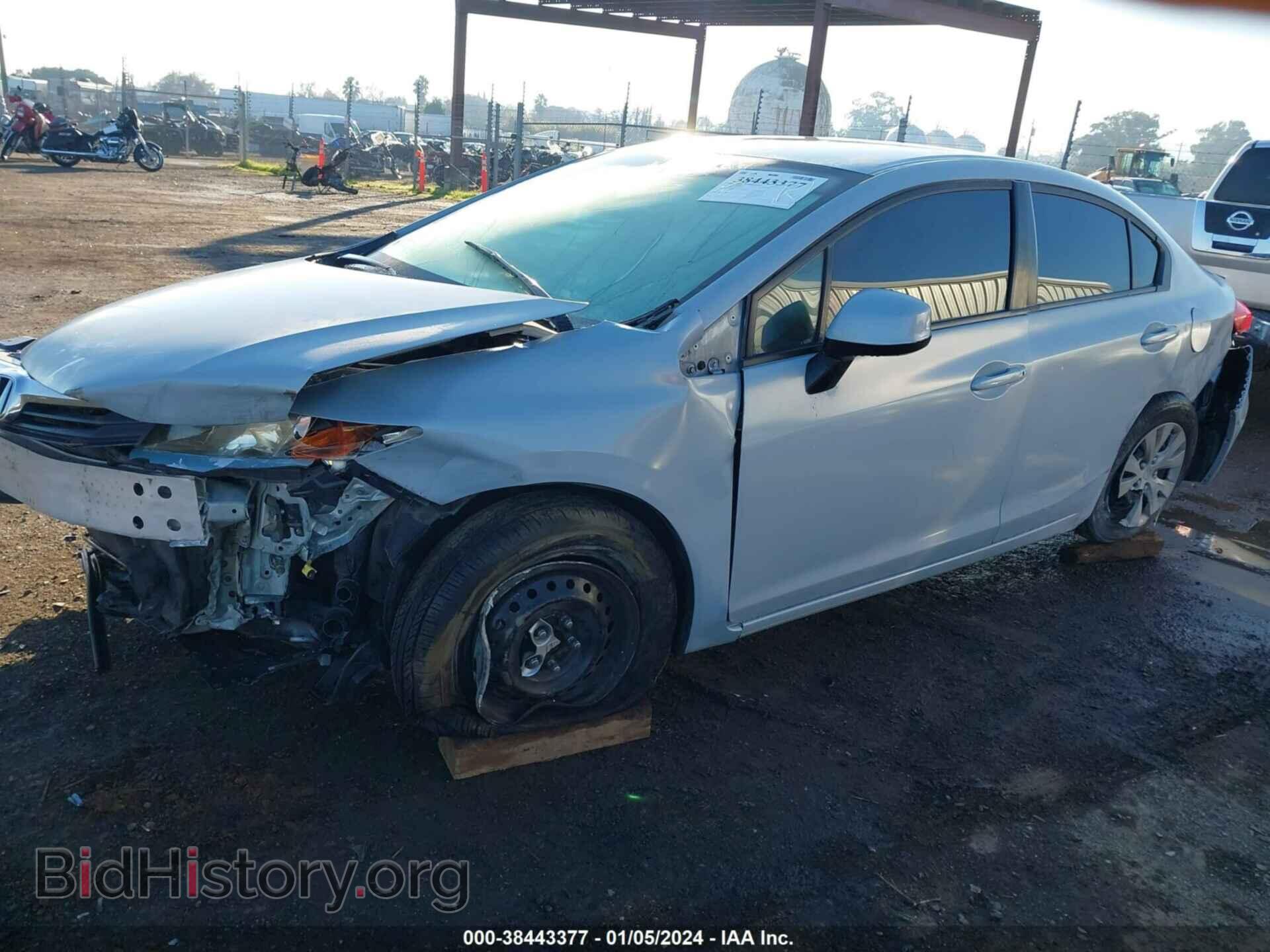 2012 HONDA CIVIC - VIN: 2HGFB2F53CH587606 - Фото 2