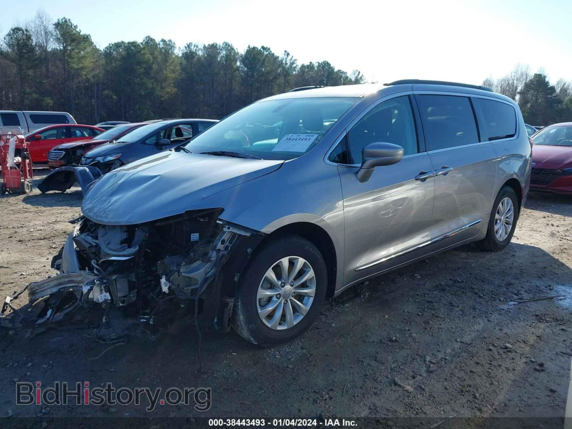 2017 CHRYSLER PACIFICA - VIN: 2C4RC1BG4HR523862 - Фото 2