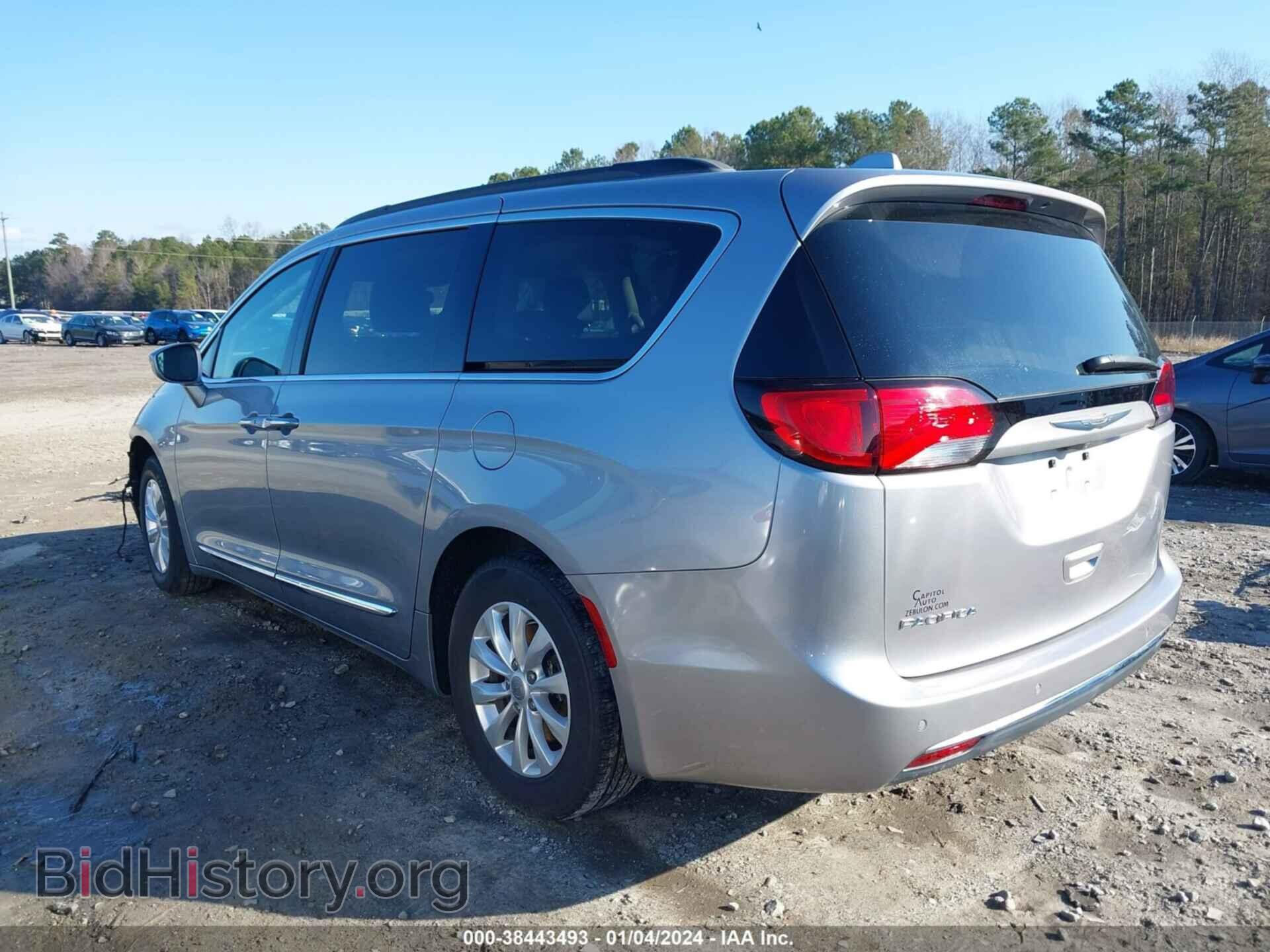 2017 CHRYSLER PACIFICA - VIN: 2C4RC1BG4HR523862 - Фото 3
