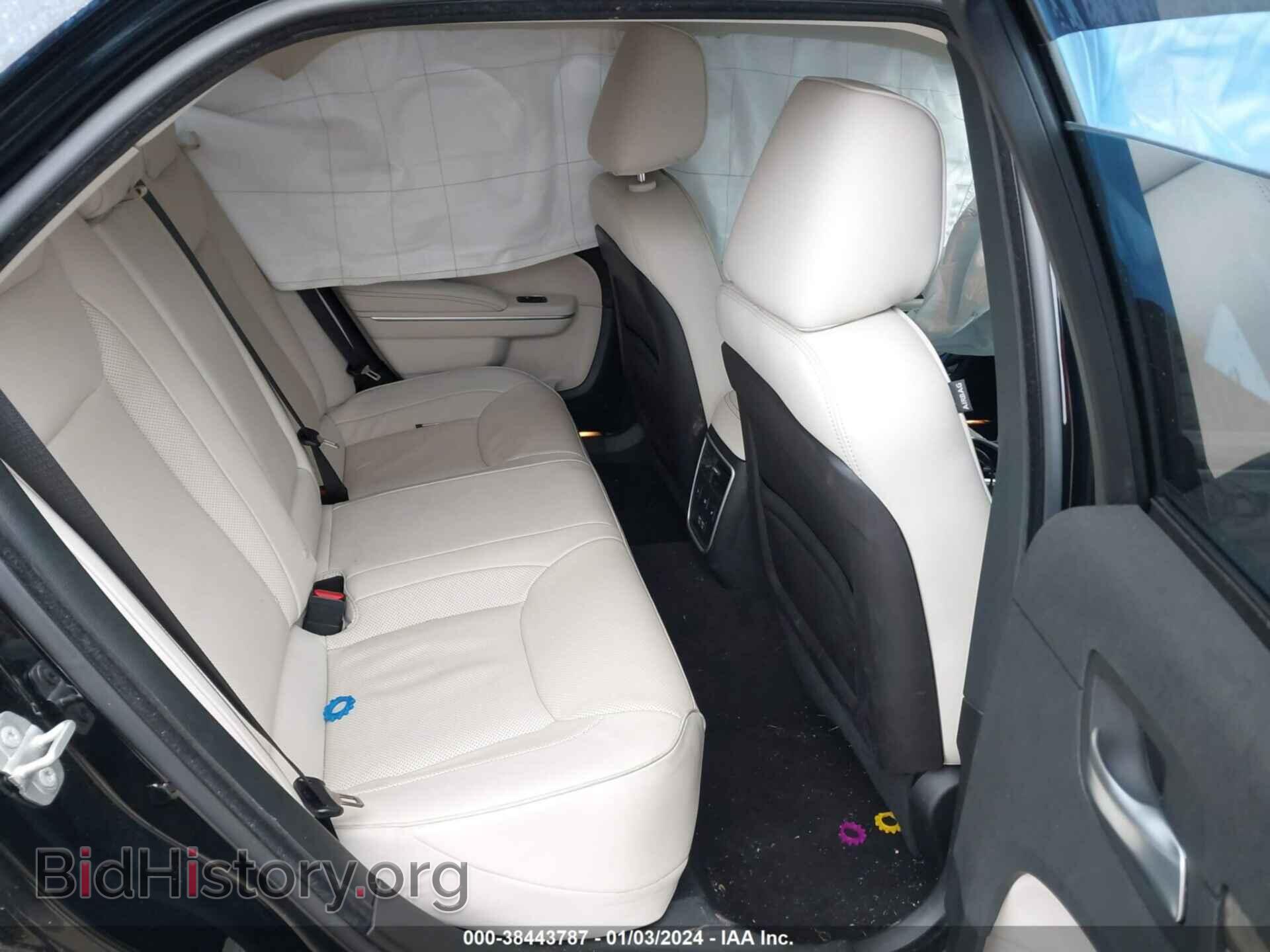 2023 CHRYSLER 300 - VIN: 2C3CCASG8PH548987 - Фото 8