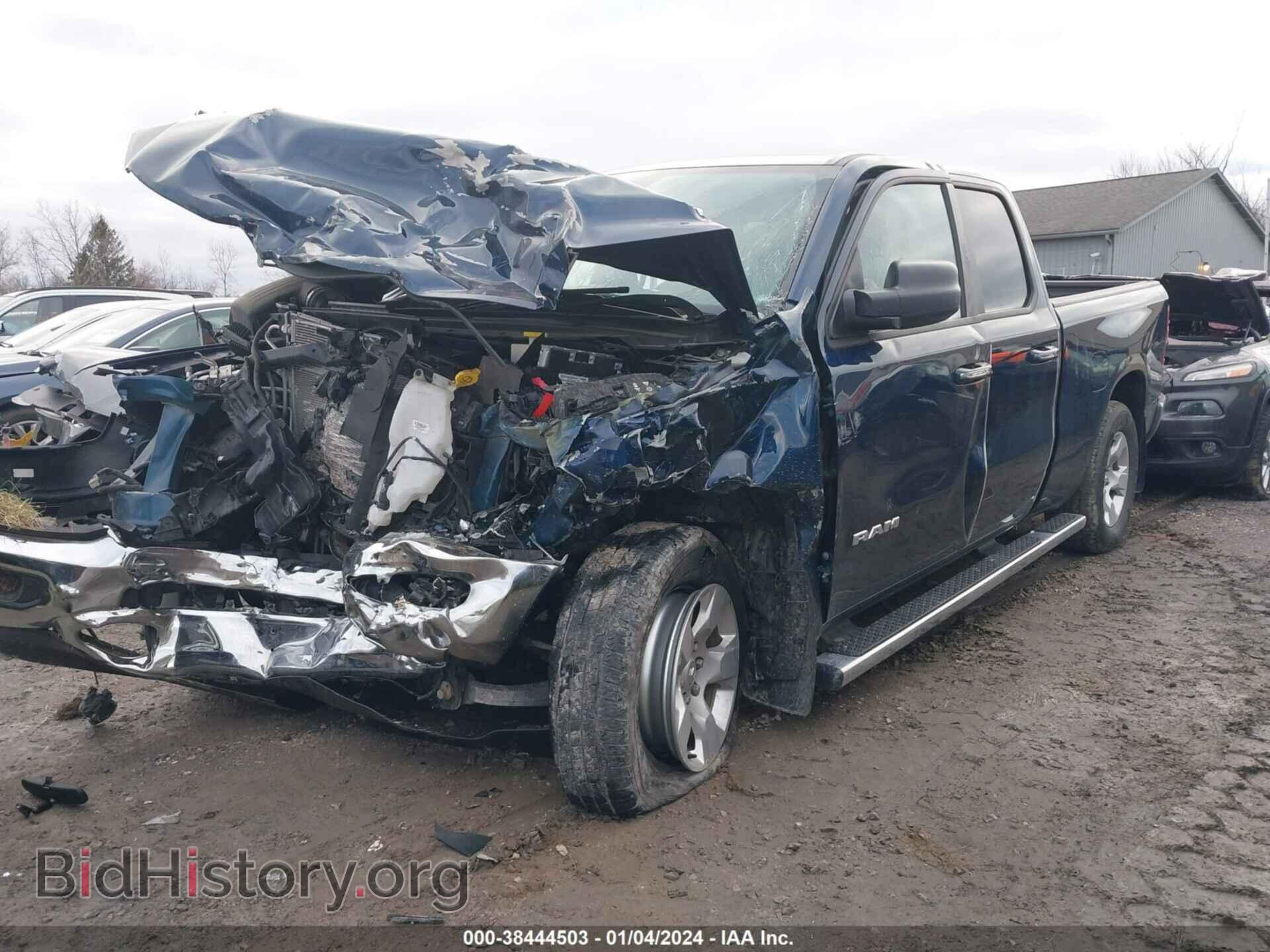 2020 RAM 1500 - VIN: 1C6SRFBT0LN343799 - Фото 2