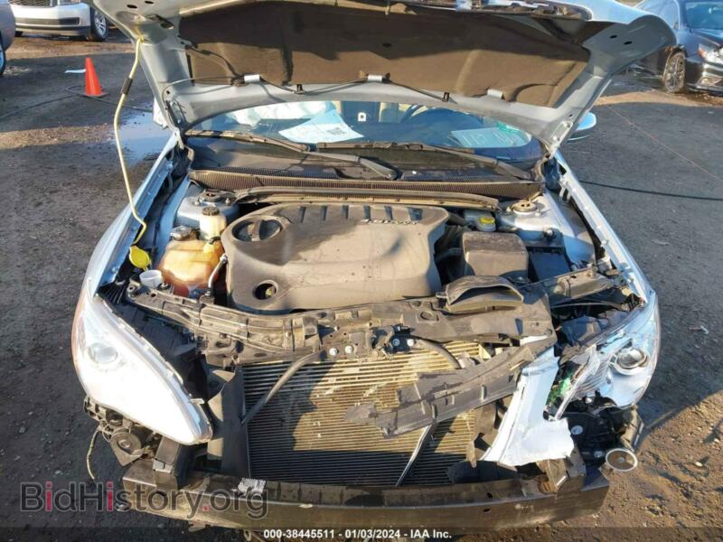 2013 Chrysler 200 (VIN 1C3CCBCG9DN585618) — photo 10 of 16
