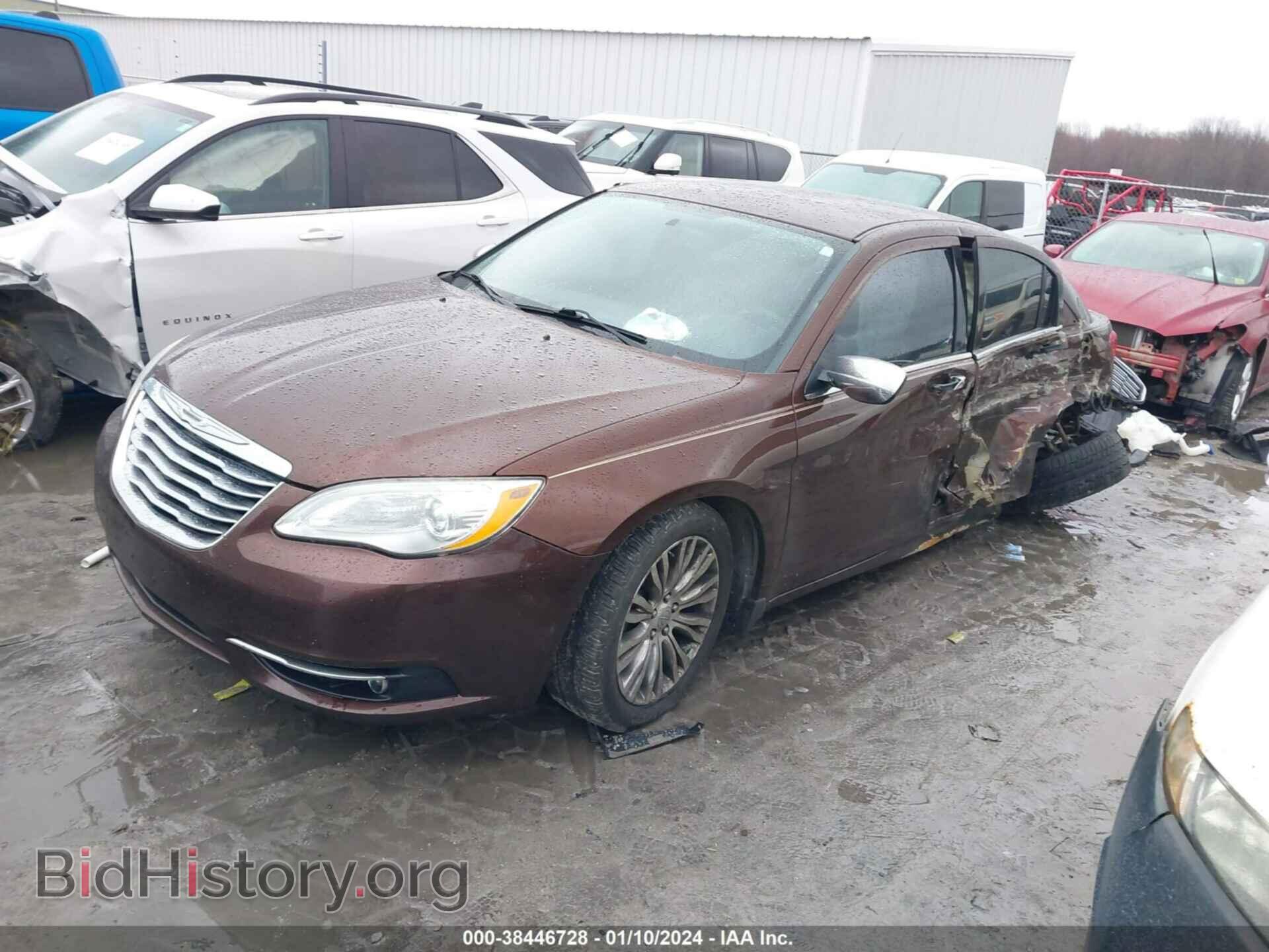 2012 CHRYSLER 200 - VIN: 1C3CCBCG0CN284637 - Фото 2