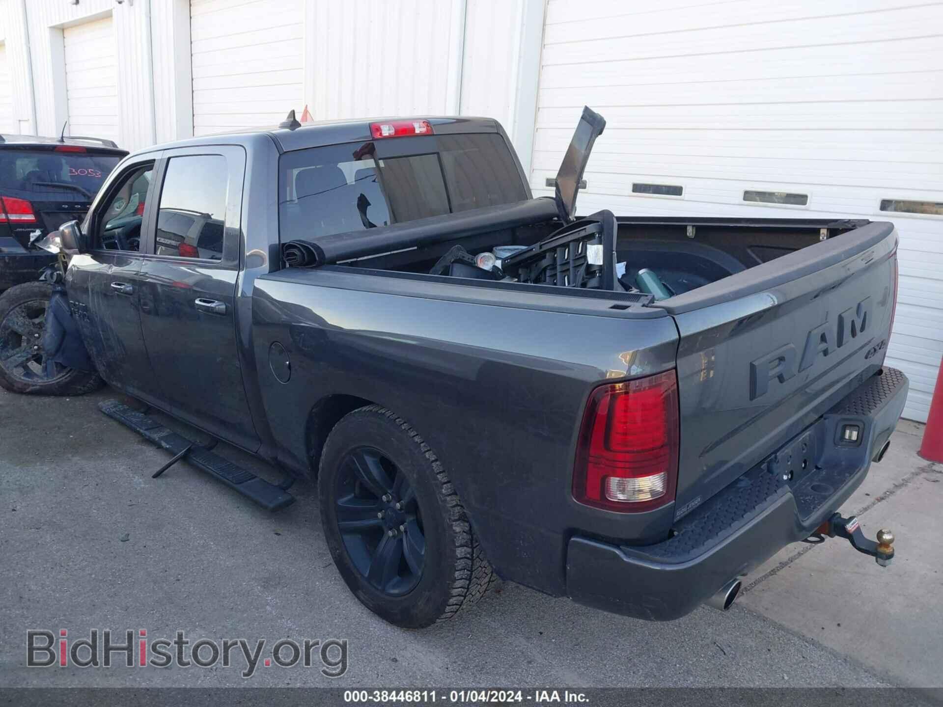 2018 RAM 1500 - VIN: 1C6RR7MT2JS121667 - Фото 3