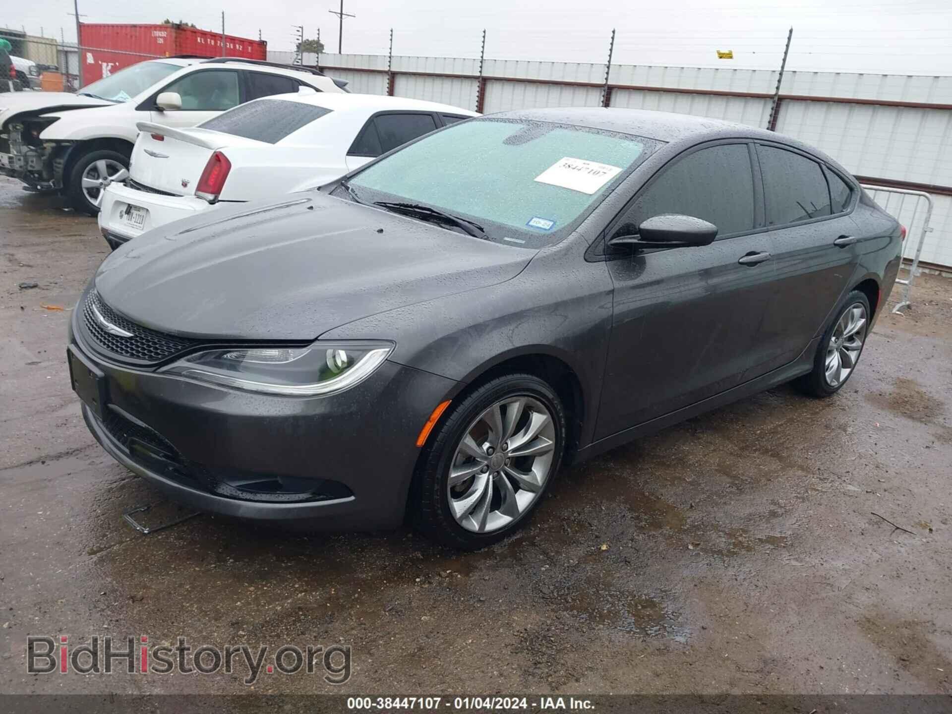 2015 CHRYSLER 200 - VIN: 1C3CCCBB7FN532754 - Фото 2