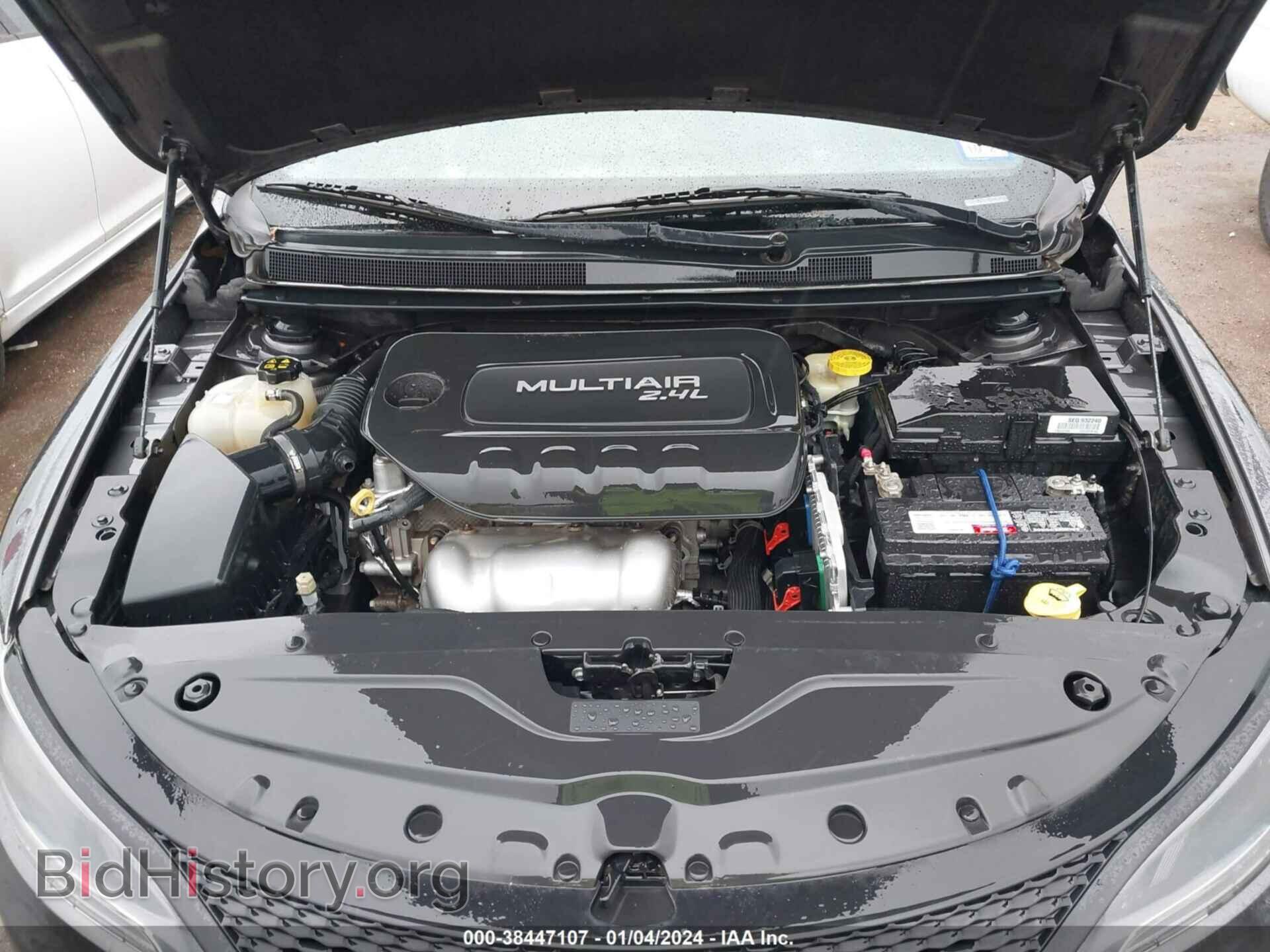 2015 CHRYSLER 200 - VIN: 1C3CCCBB7FN532754 - Фото 10