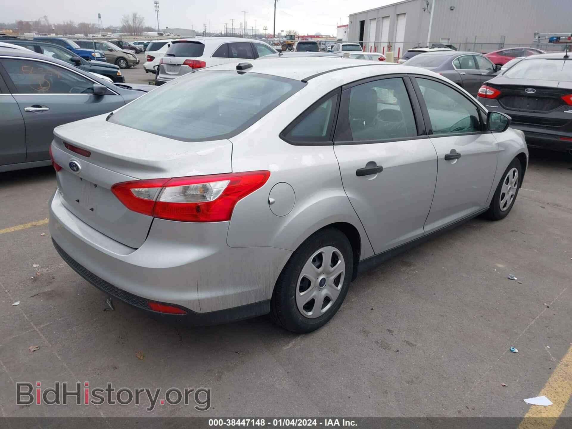 2014 FORD FOCUS - VIN: 1FADP3E23EL162466 - Фото 4