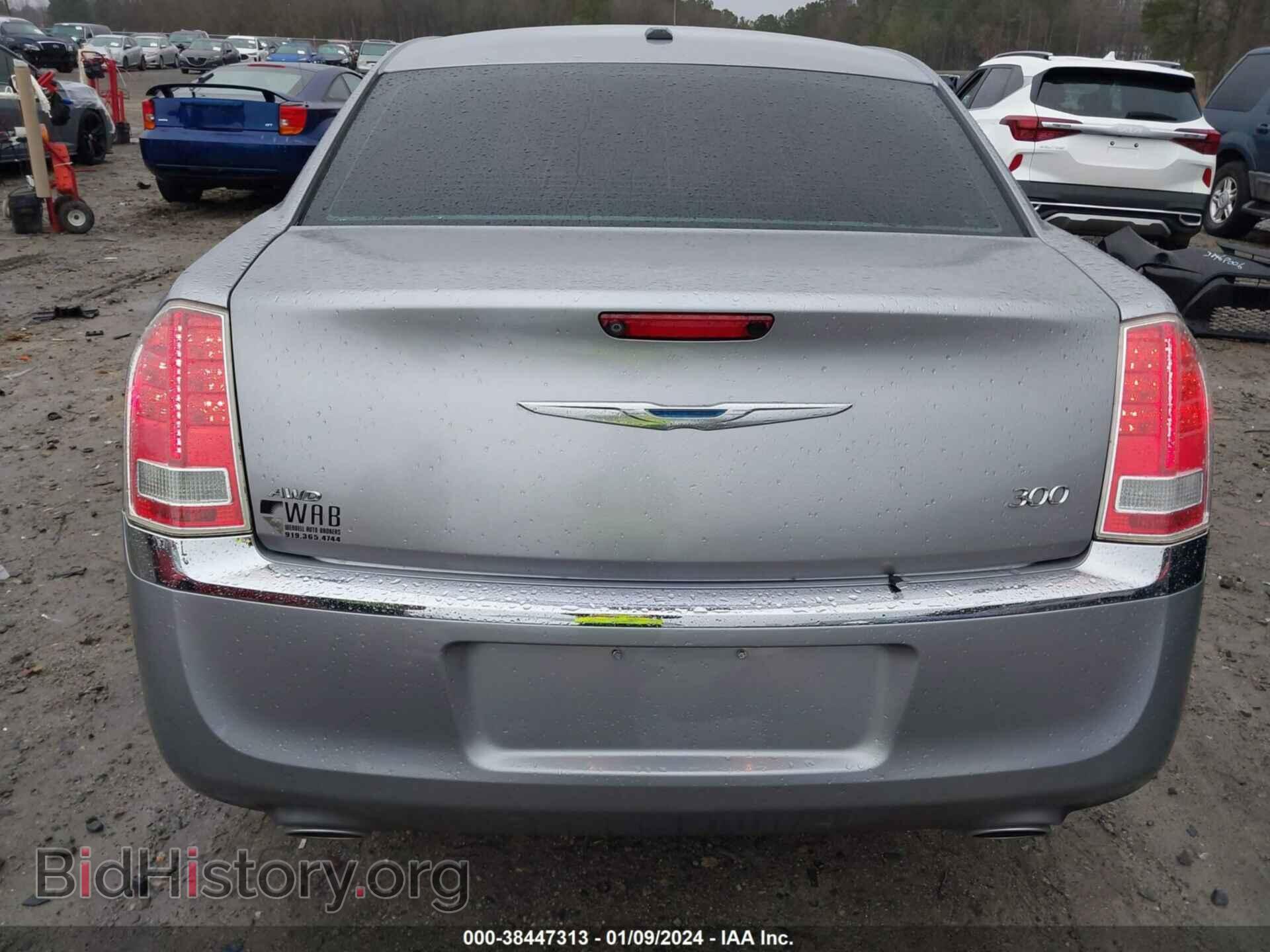 2014 CHRYSLER 300 - VIN: 2C3CCARG6EH203069 - Фото 16