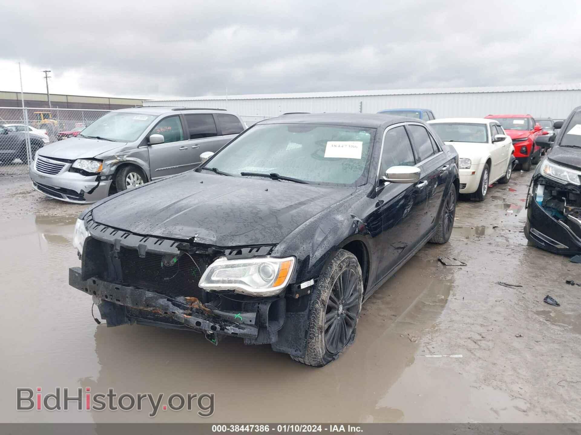 2014 CHRYSLER 300C - VIN: 2C3CCAKTXEH217855 - Photo 2