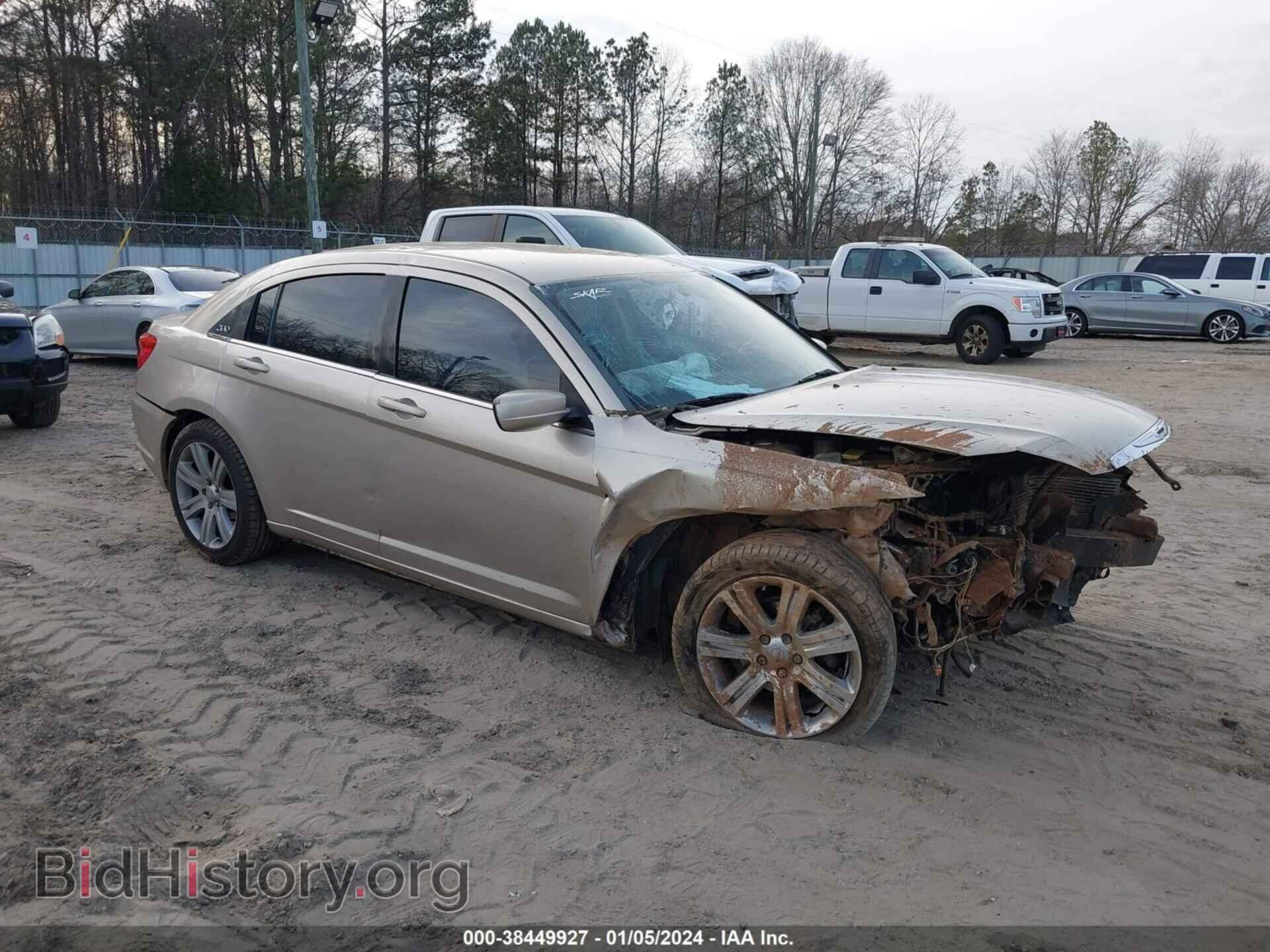 Фотография 1C3CCBBB2DN699661 - CHRYSLER 200 2013
