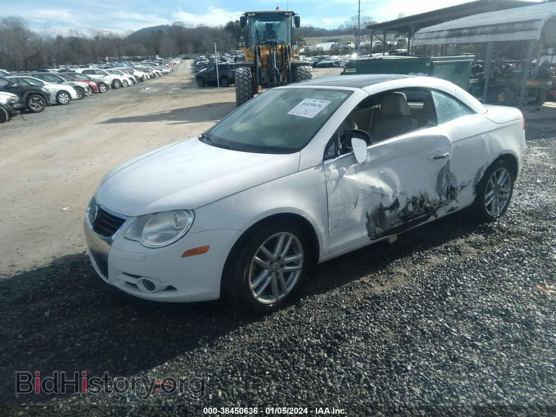 2009 VOLKSWAGEN EOS - VIN: WVWFA71F69V016898 - Фото 2