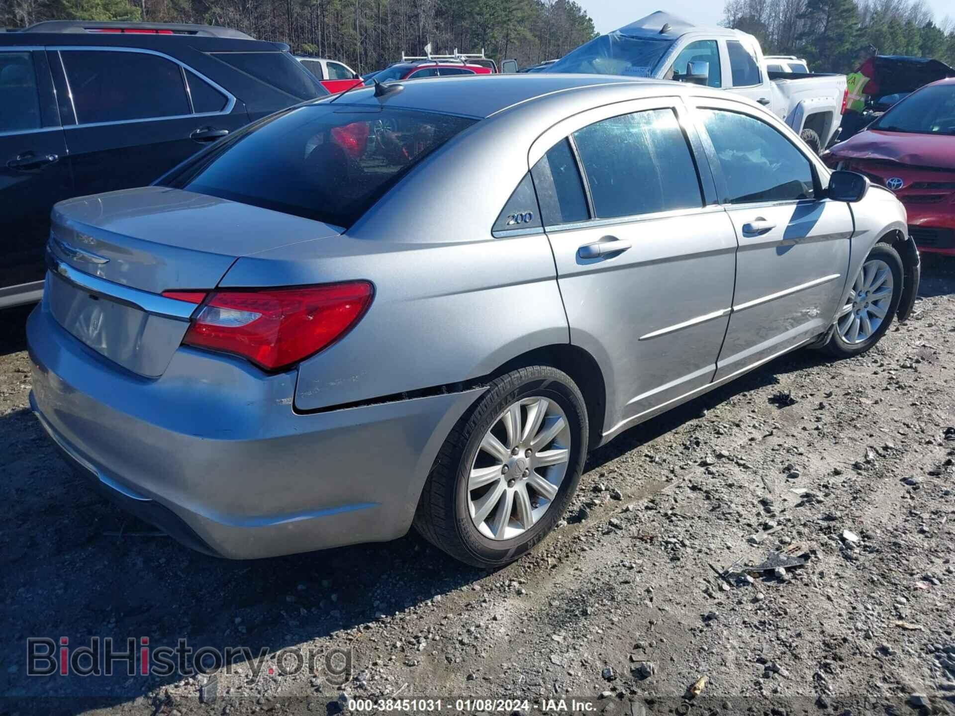 2013 CHRYSLER 200 - VIN: 1C3CCBBB7DN732816 - Photo 4