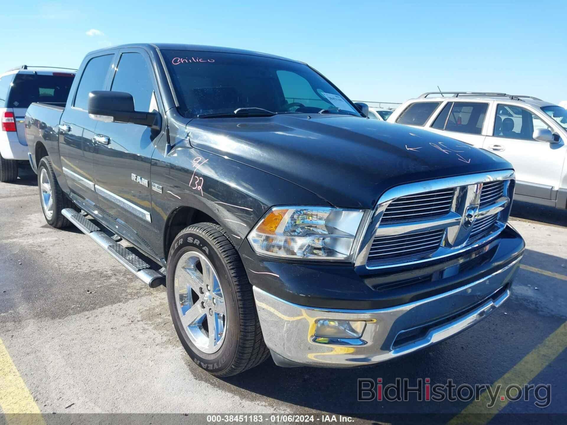 Фотография 1D7RB1CT8AS121755 - DODGE RAM 1500 2010