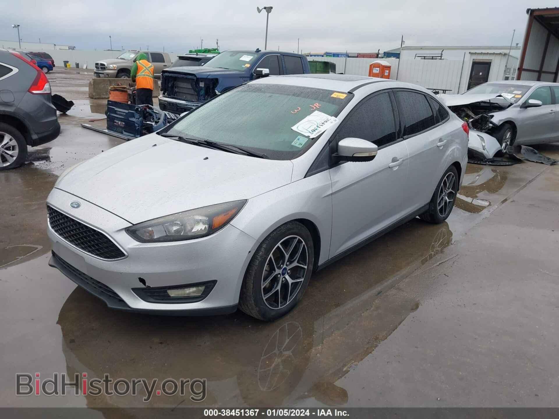 2018 FORD FOCUS - VIN: 1FADP3H28JL214681 - Фото 2
