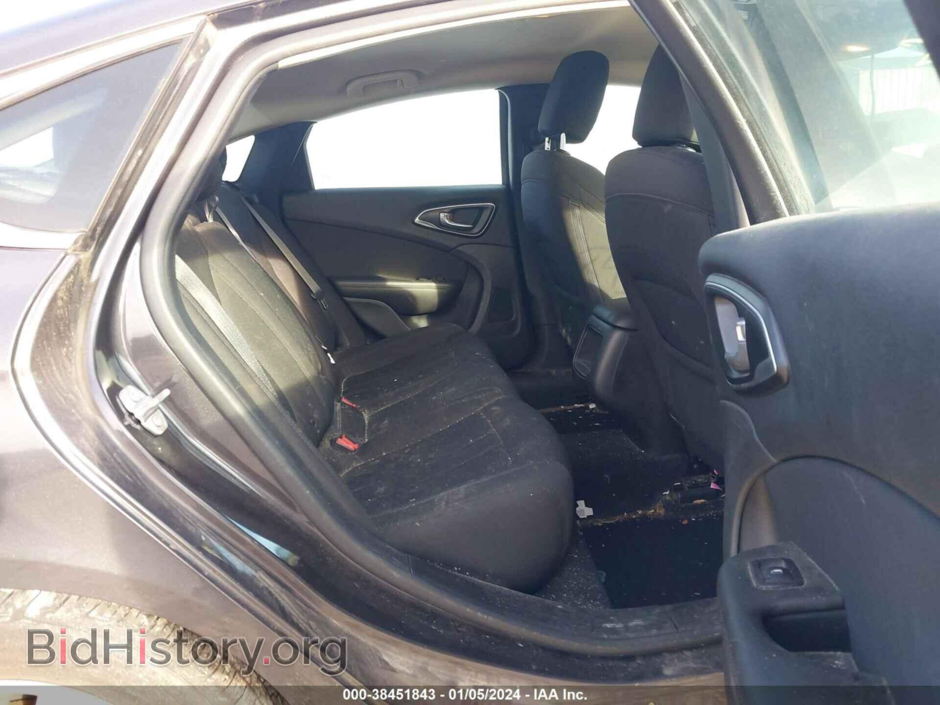 2017 CHRYSLER 200 - VIN: 1C3CCCFB4HN510997 - Фото 8