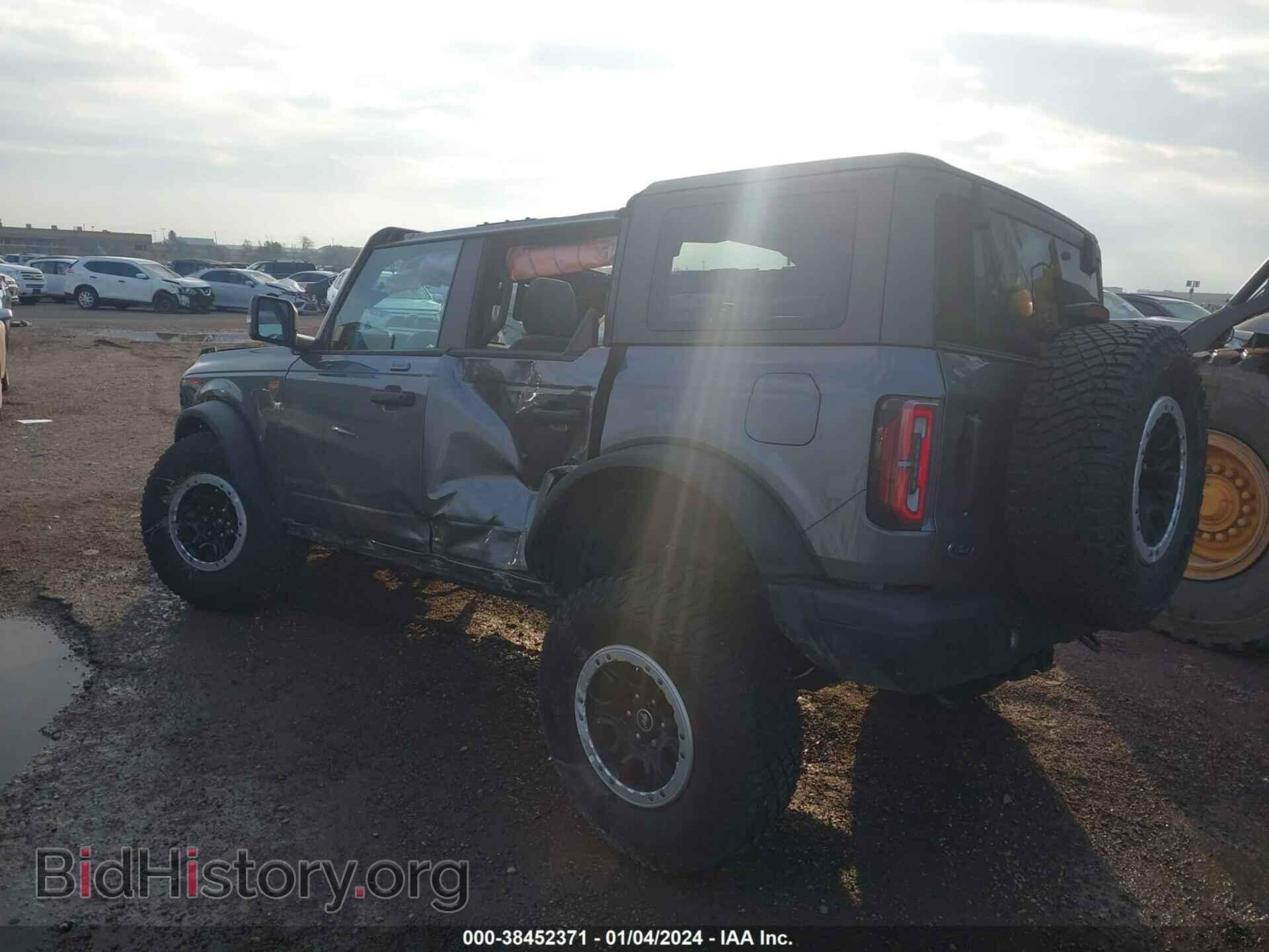 2023 FORD BRONCO - VIN: 1FMEE5DPXPLB82953 - Фото 3