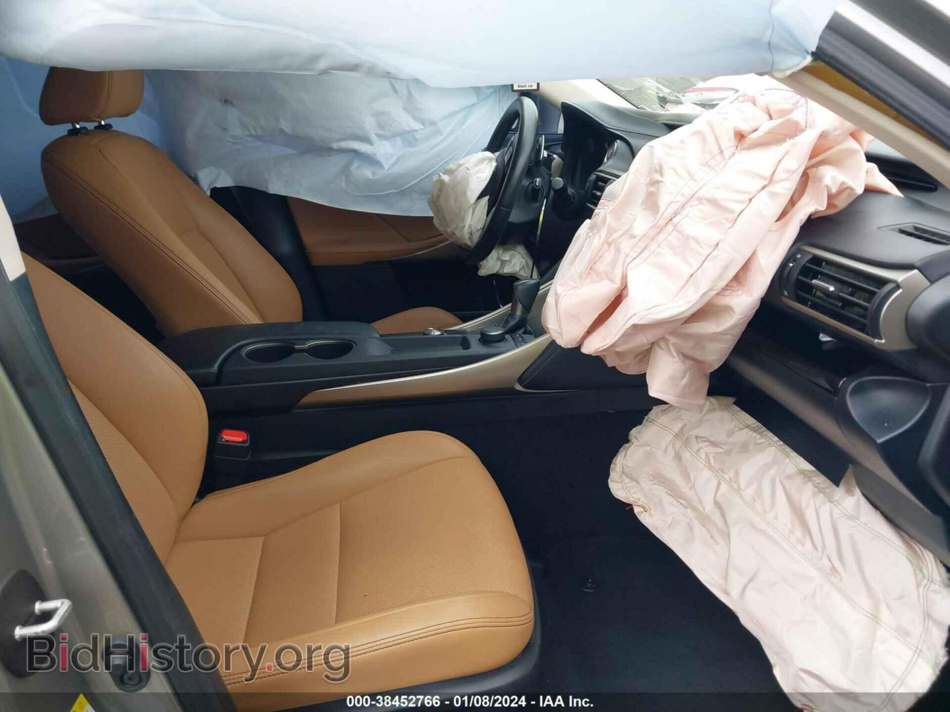2018 LEXUS IS 300 - VIN: JTHBA1D29J5082479 - Фото 5