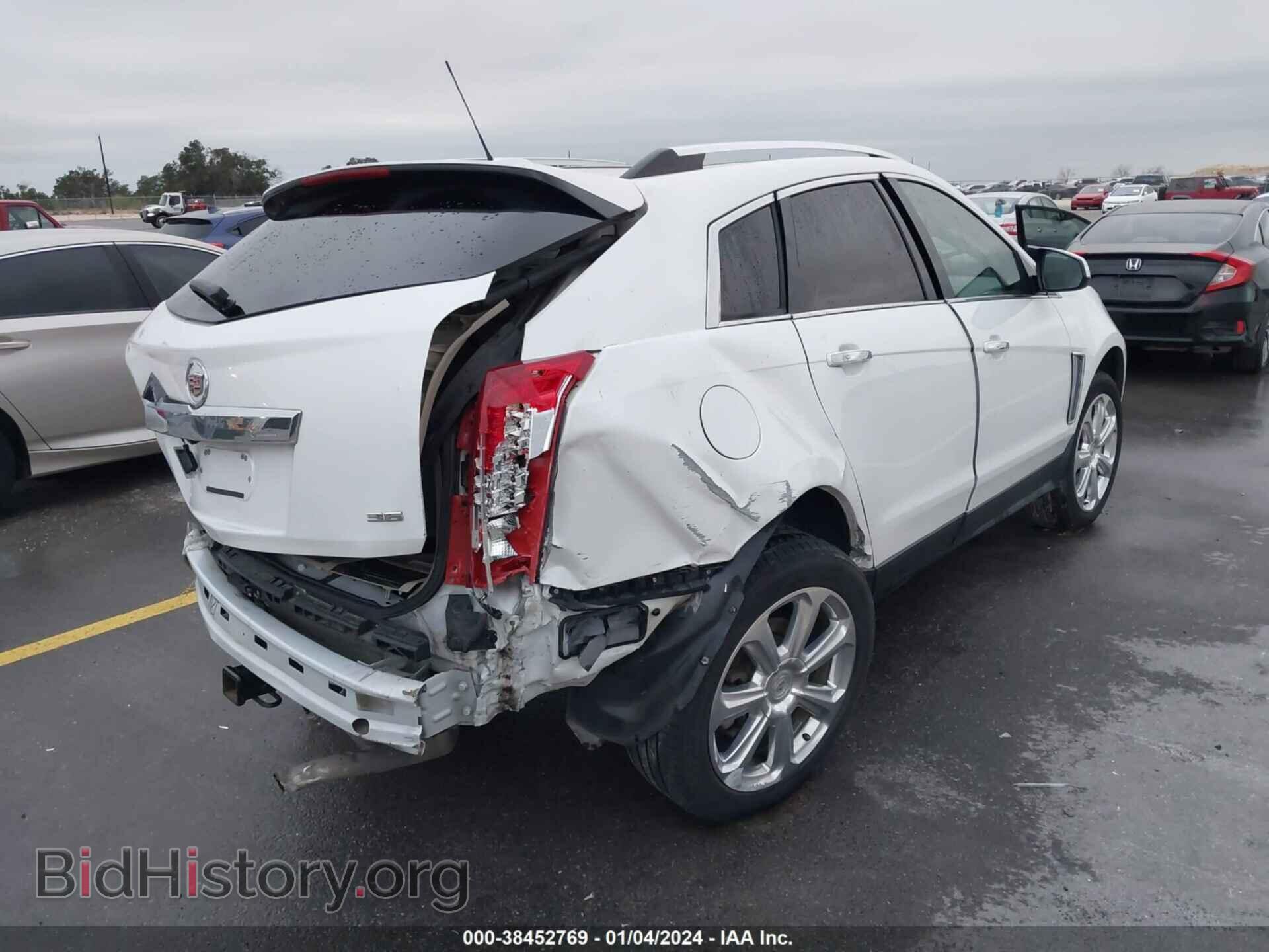 2016 CADILLAC SRX - VIN: 3GYFNCE36GS569657 - Photo 4