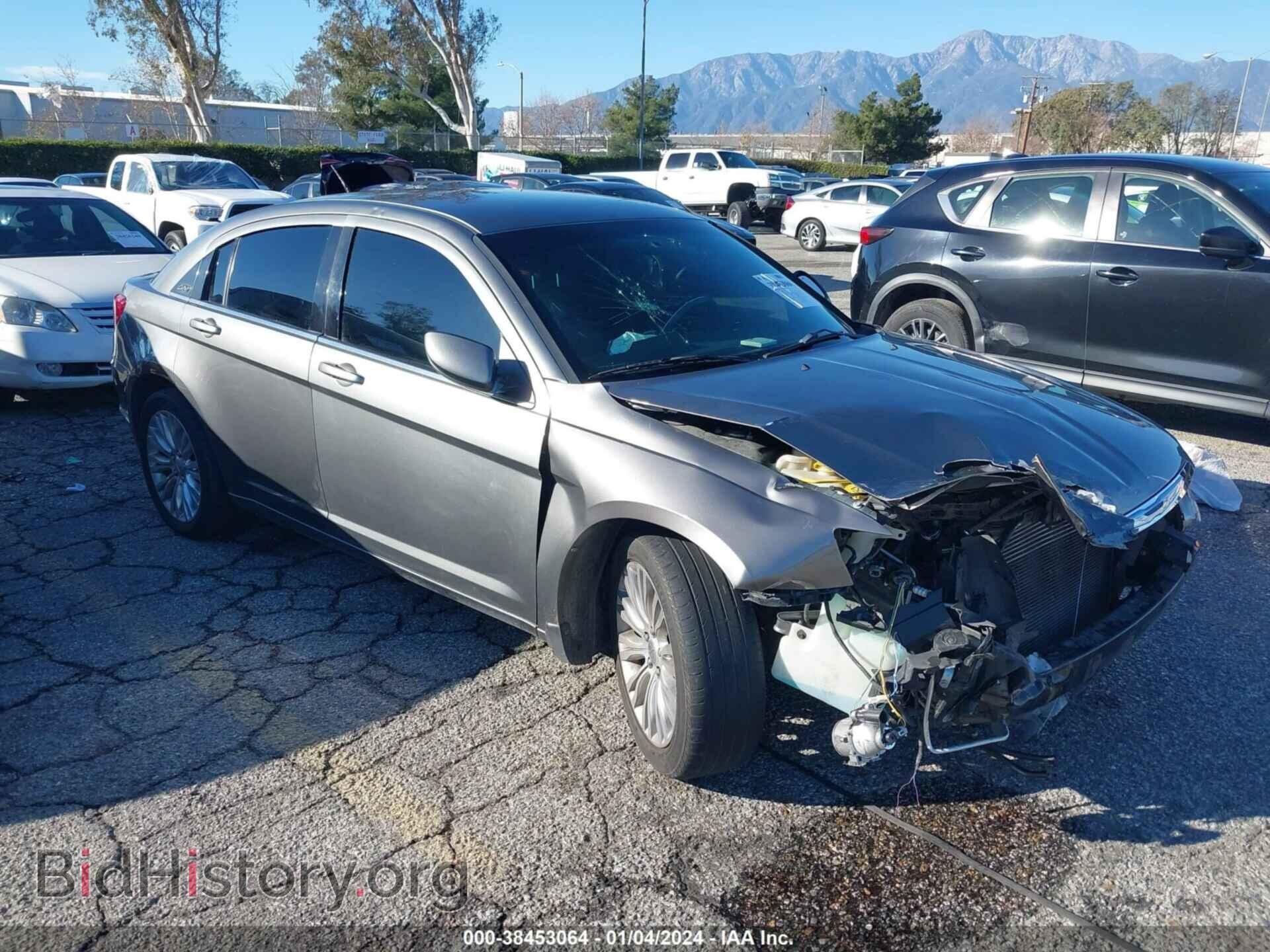 Фотография 1C3CCBABXDN670832 - CHRYSLER 200 2013