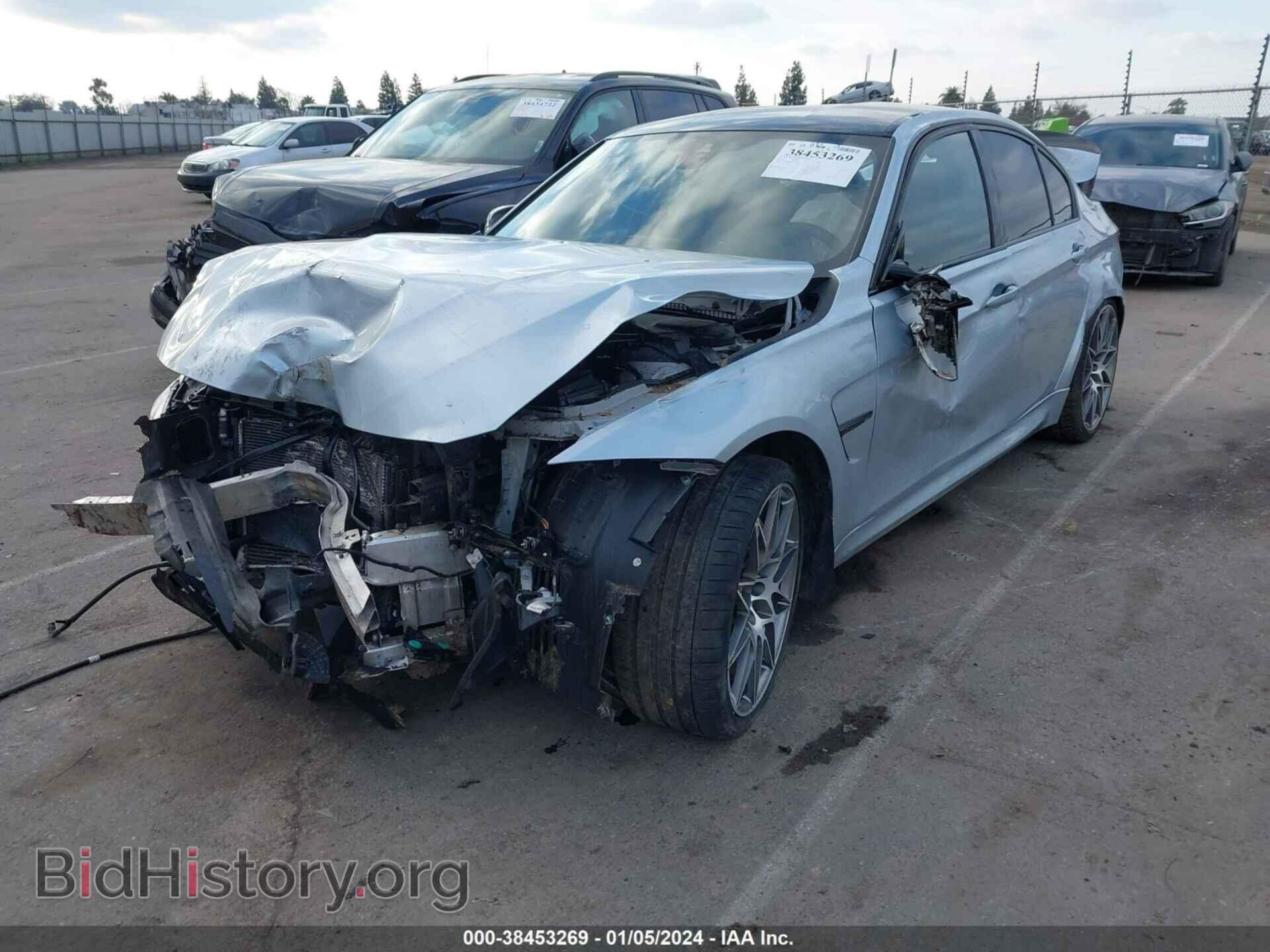 2017 BMW M3 - VIN: WBS8M9C37H5G85867 - Фото 2