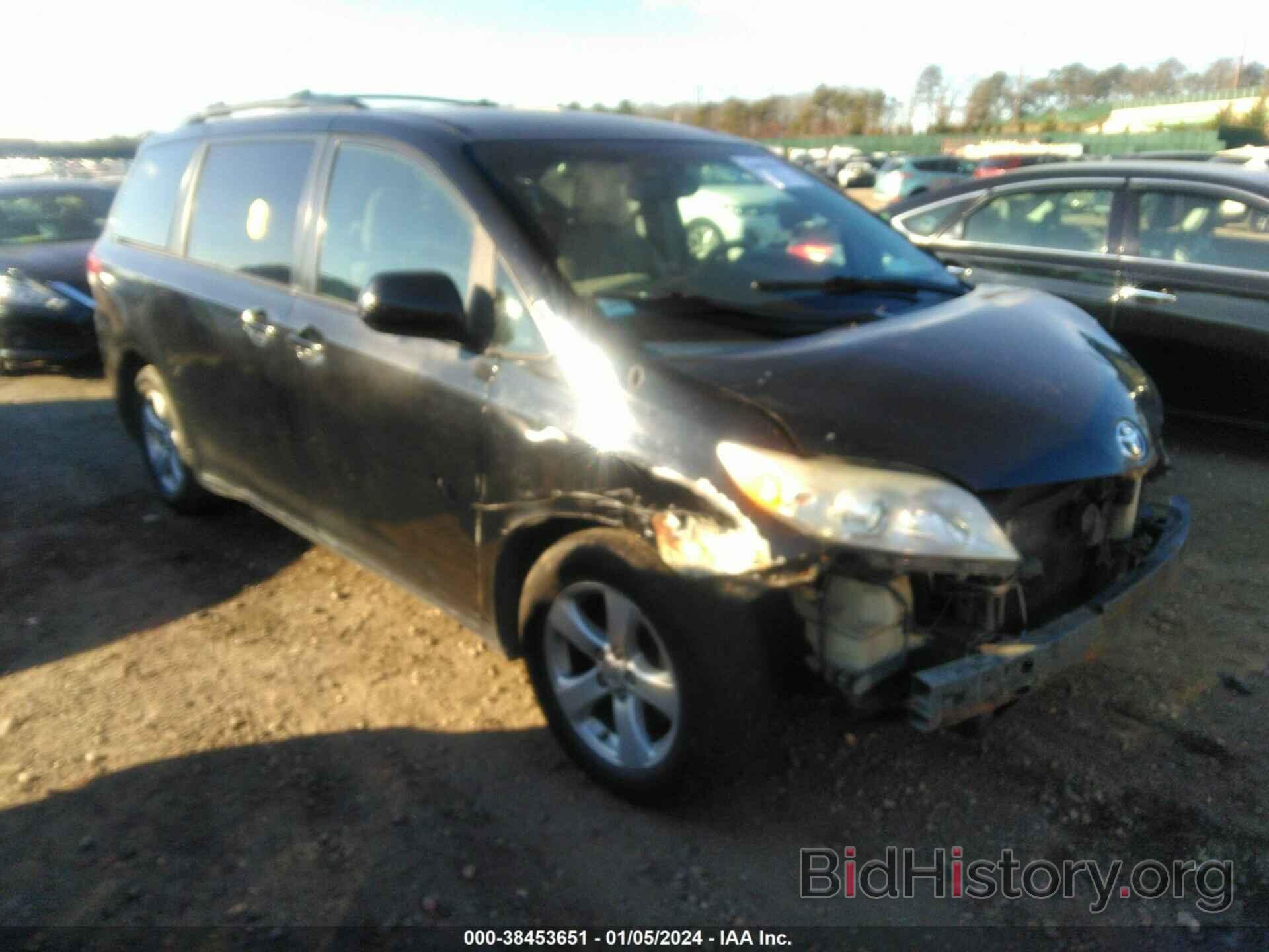 Фотография 5TDKK3DC2ES525770 - TOYOTA SIENNA 2014