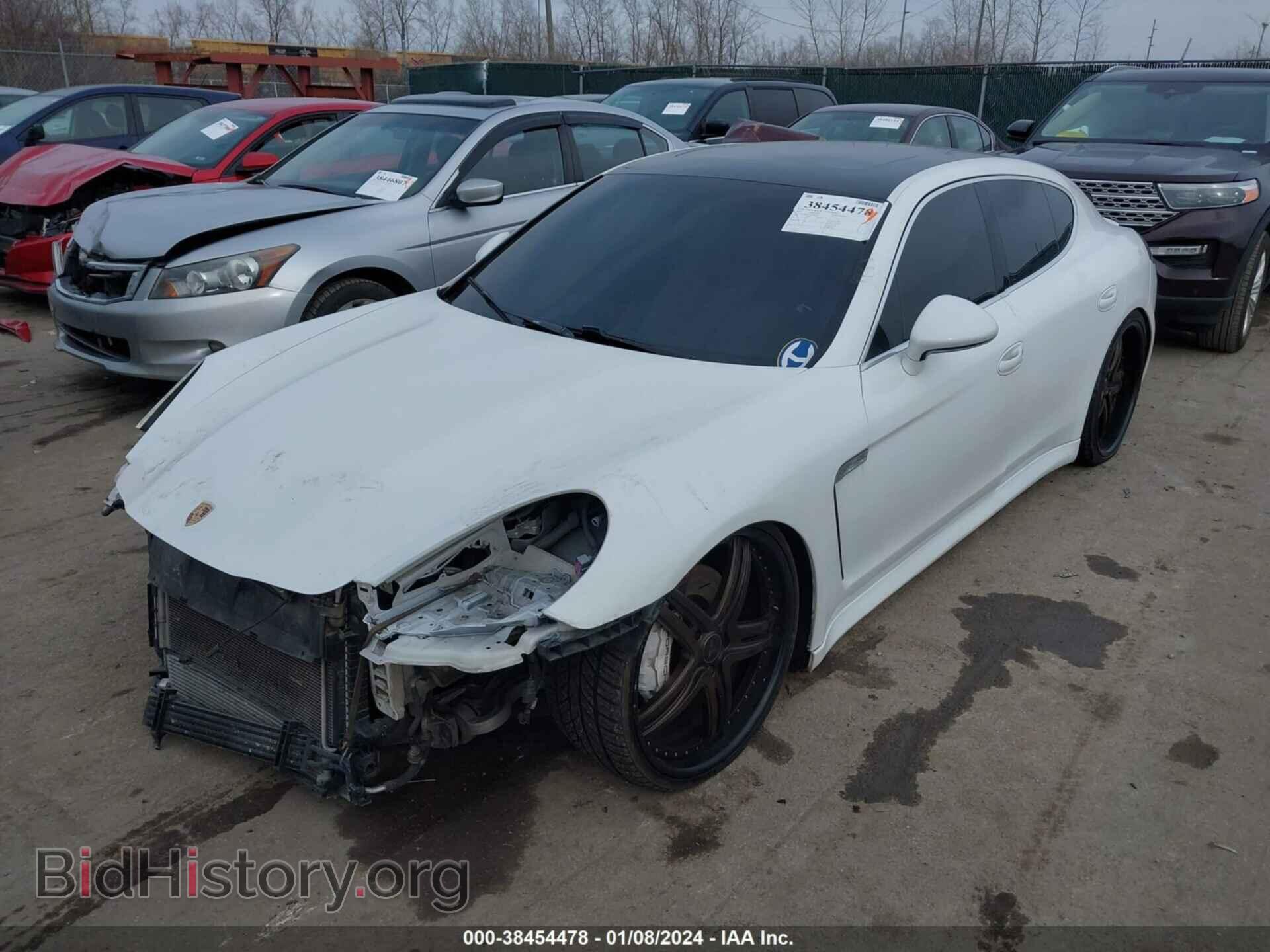 2010 PORSCHE PANAMERA - VIN: WP0AB2A73AL063518 - Фото 2