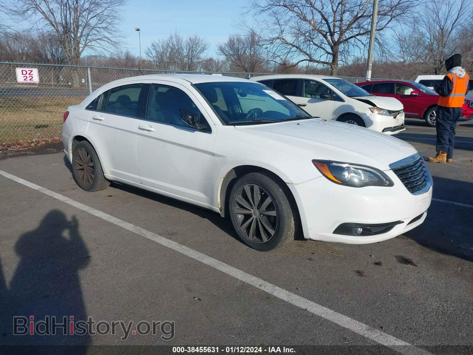 Фотография 1C3CCBBB8DN631865 - CHRYSLER 200 2013