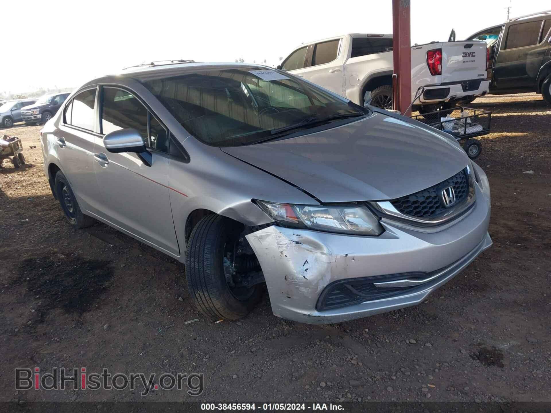 Фотография 19XFB2E52FE013983 - HONDA CIVIC 2015