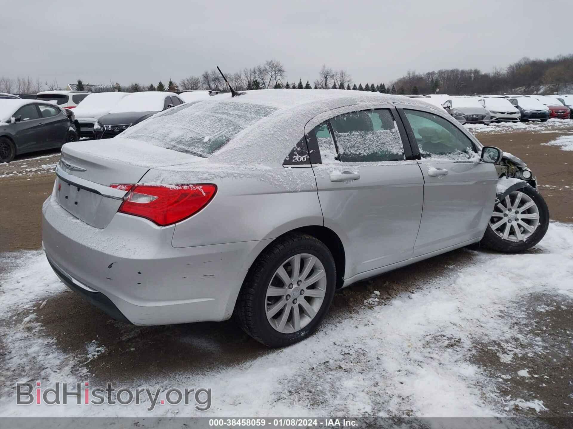 2012 CHRYSLER 200 - VIN: 1C3CCBBB9CN129526 - Фото 4