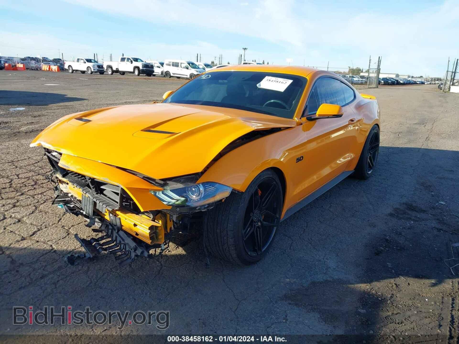 2018 FORD MUSTANG - VIN: 1FA6P8CFXJ5145352 - Фото 2