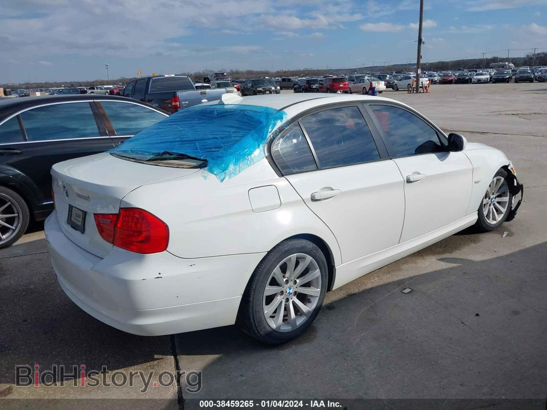 2011 BMW 328I - VIN: WBAPH7C5XBE459885 - Фото 4