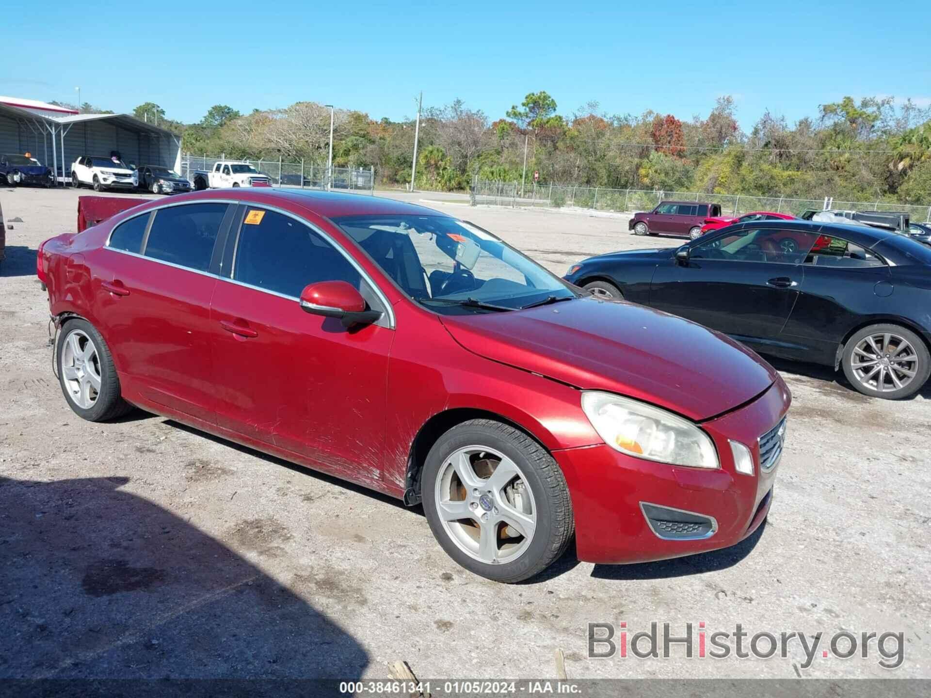 Photo YV1612FS6D2183307 - VOLVO S60 2013