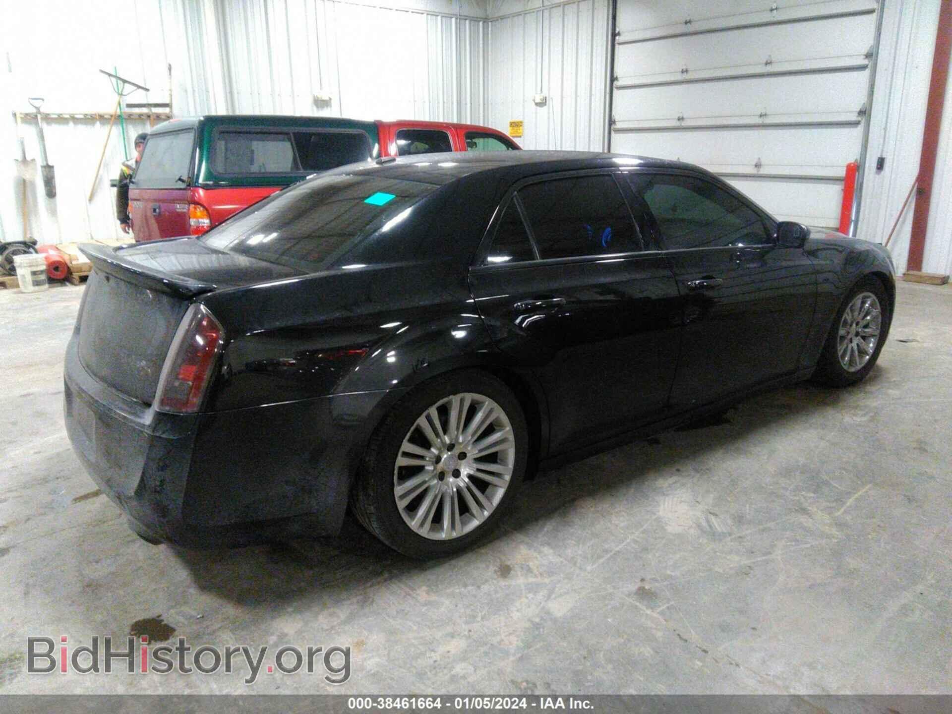 2012 CHRYSLER 300C - VIN: 2C3CCAPT9CH273632 - Фото 4