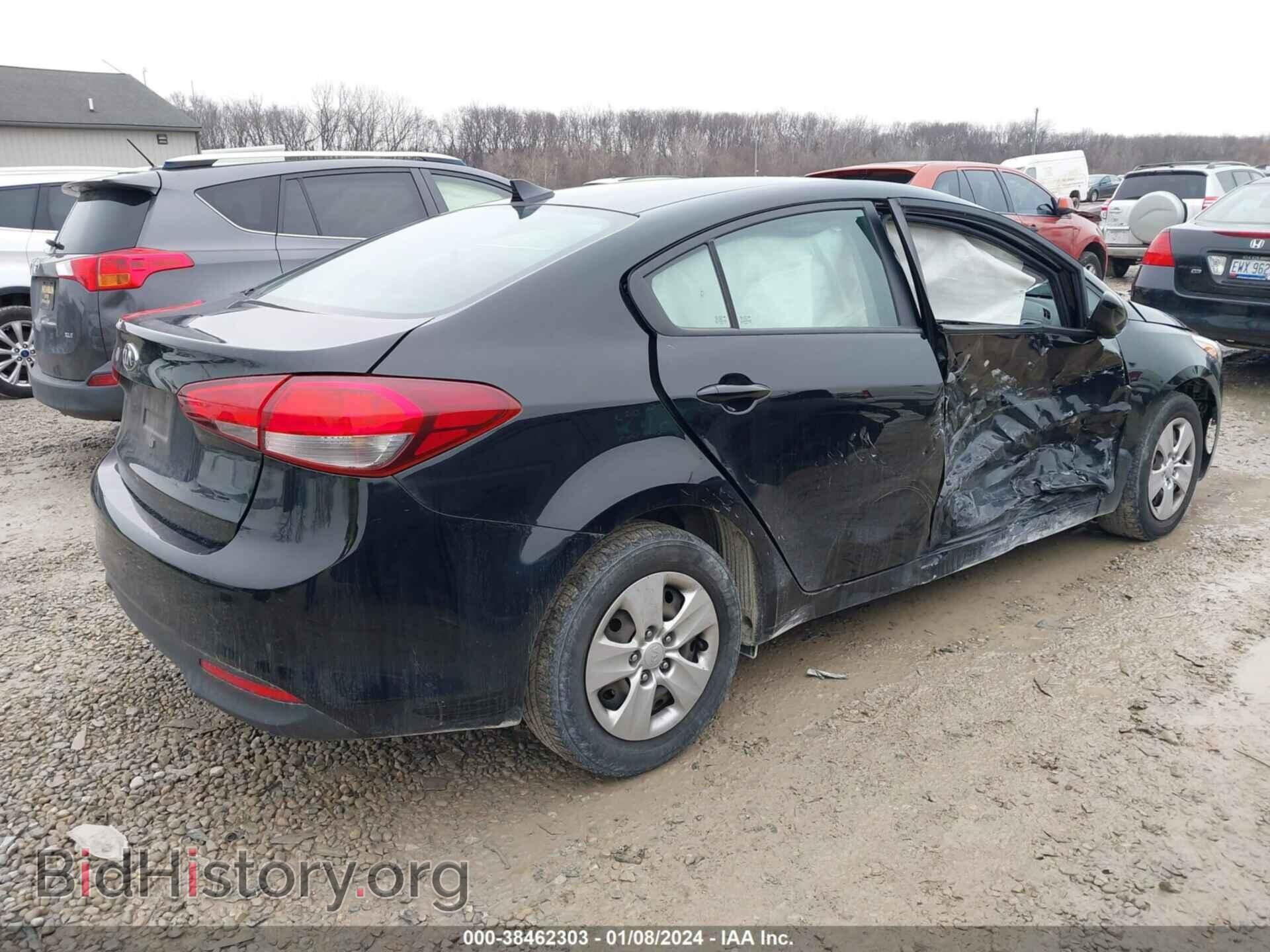 2017 KIA FORTE - VIN: 3KPFK4A77HE013922 - Фото 4
