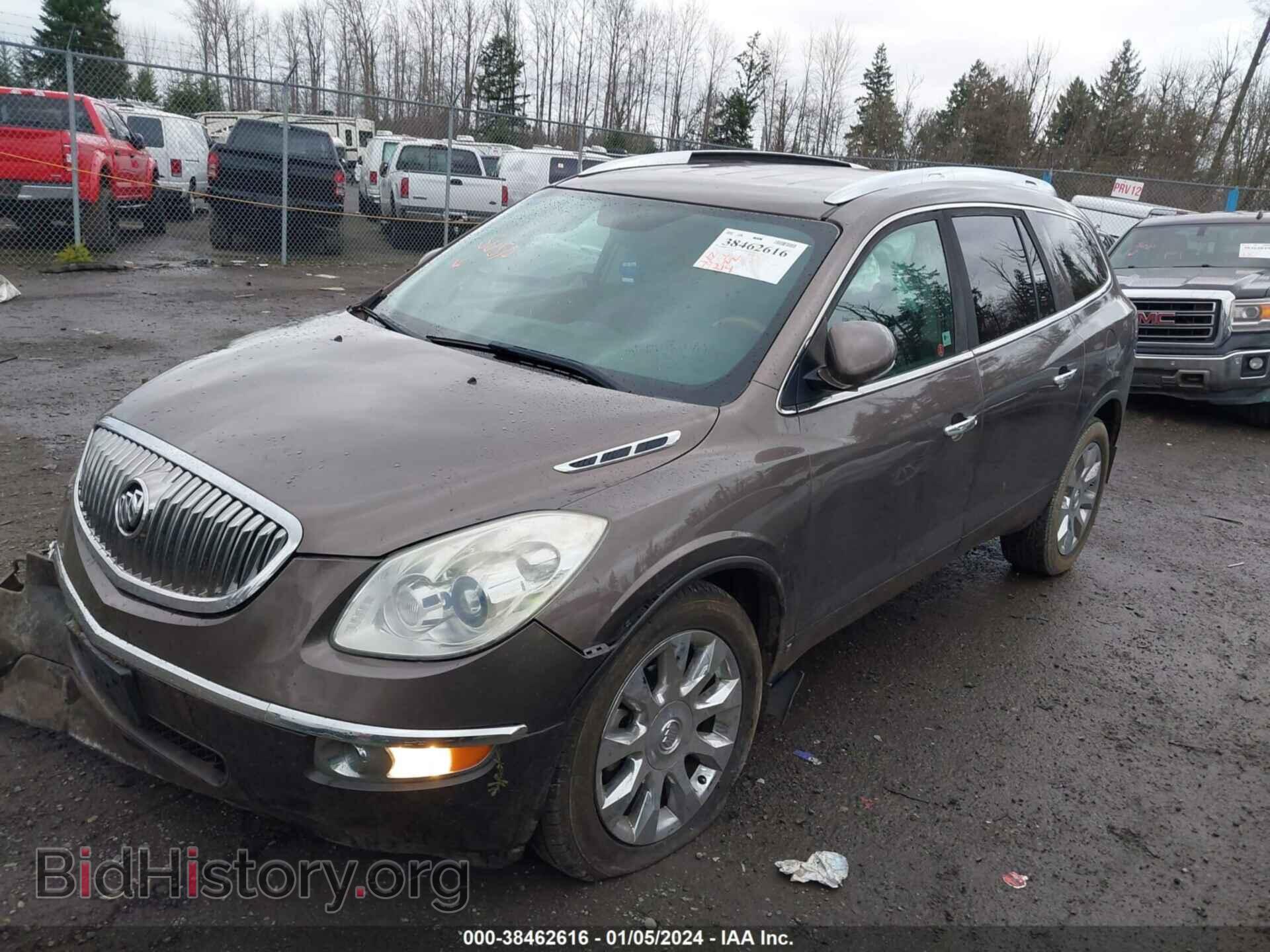 2010 BUICK ENCLAVE - VIN: 5GALVCED0AJ202572 - Фото 2
