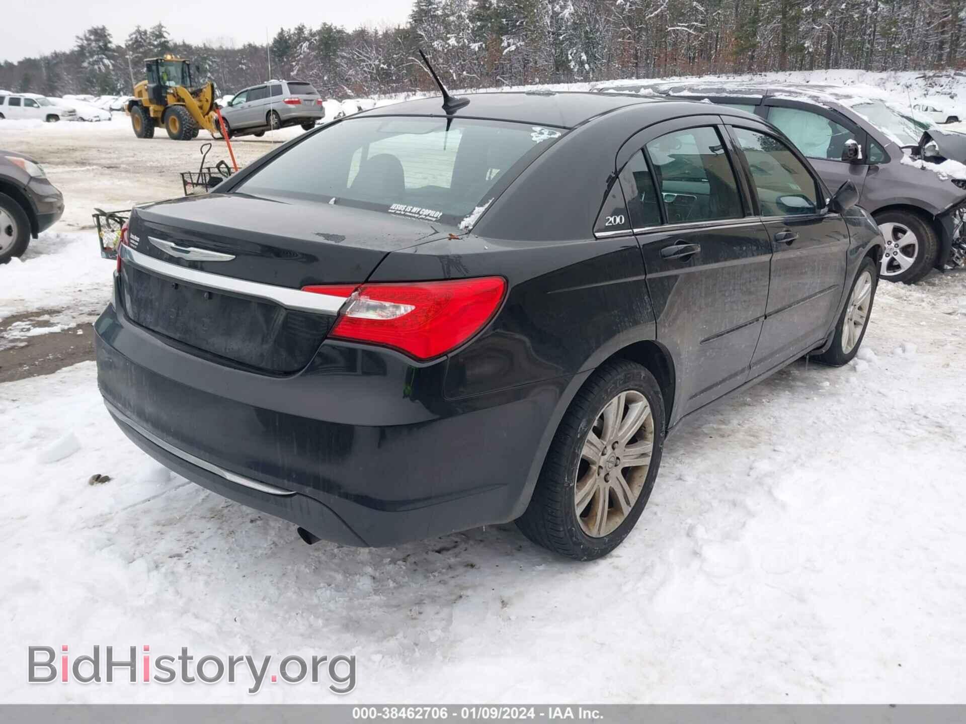 2013 CHRYSLER 200 - VIN: 1C3CCBBB5DN773042 - Фото 4