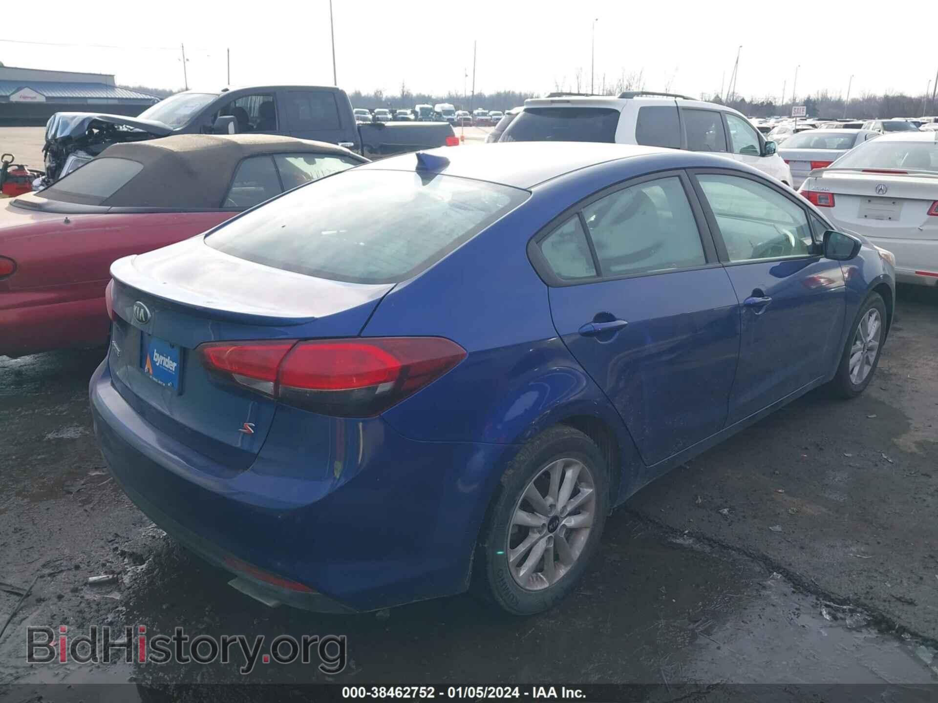 2017 KIA FORTE - VIN: 3KPFL4A79HE098873 - Фото 4
