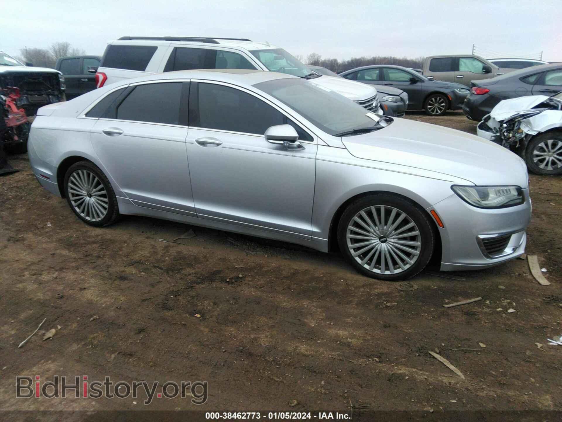 Фотография 3LN6L5E91HR646256 - LINCOLN MKZ 2017