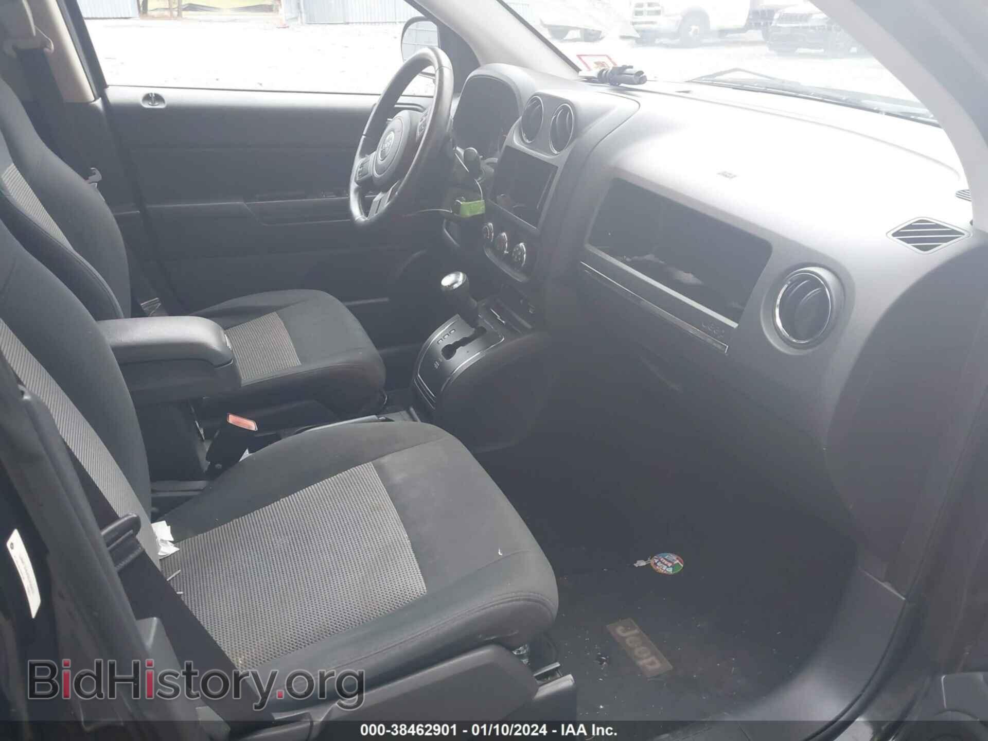 2011 JEEP COMPASS - VIN: 1J4NF1FBXBD226037 - Photo 5