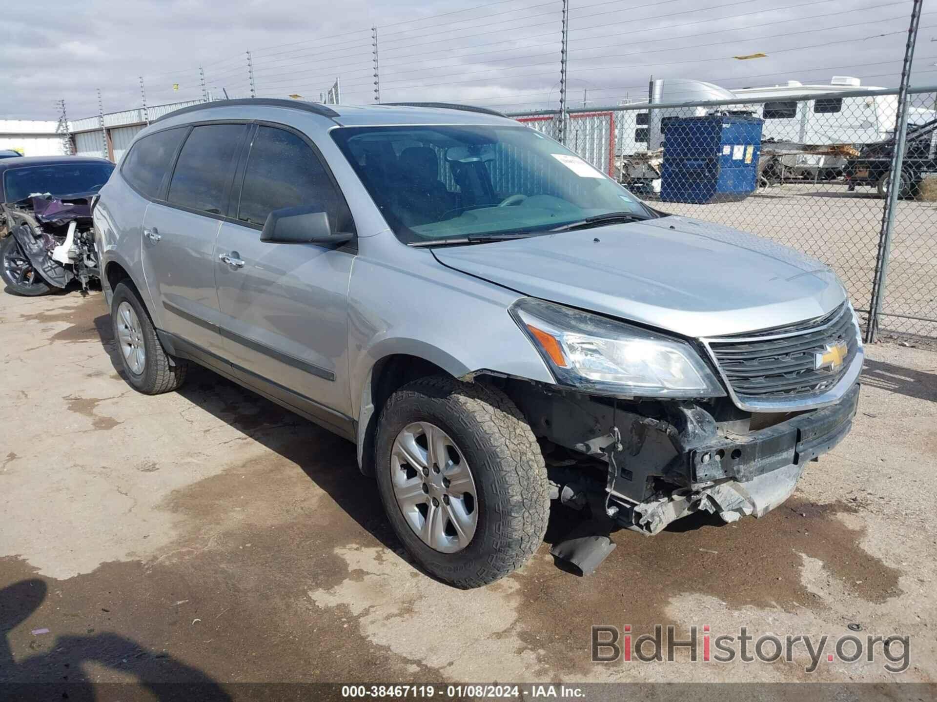 Photo 1GNKRFED1FJ372065 - CHEVROLET TRAVERSE 2015