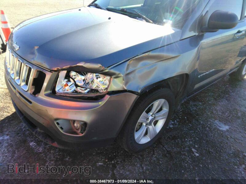 2012 Jeep COMPASS (VIN 1C4NJCBA2CD657454) — фото 6 из 11