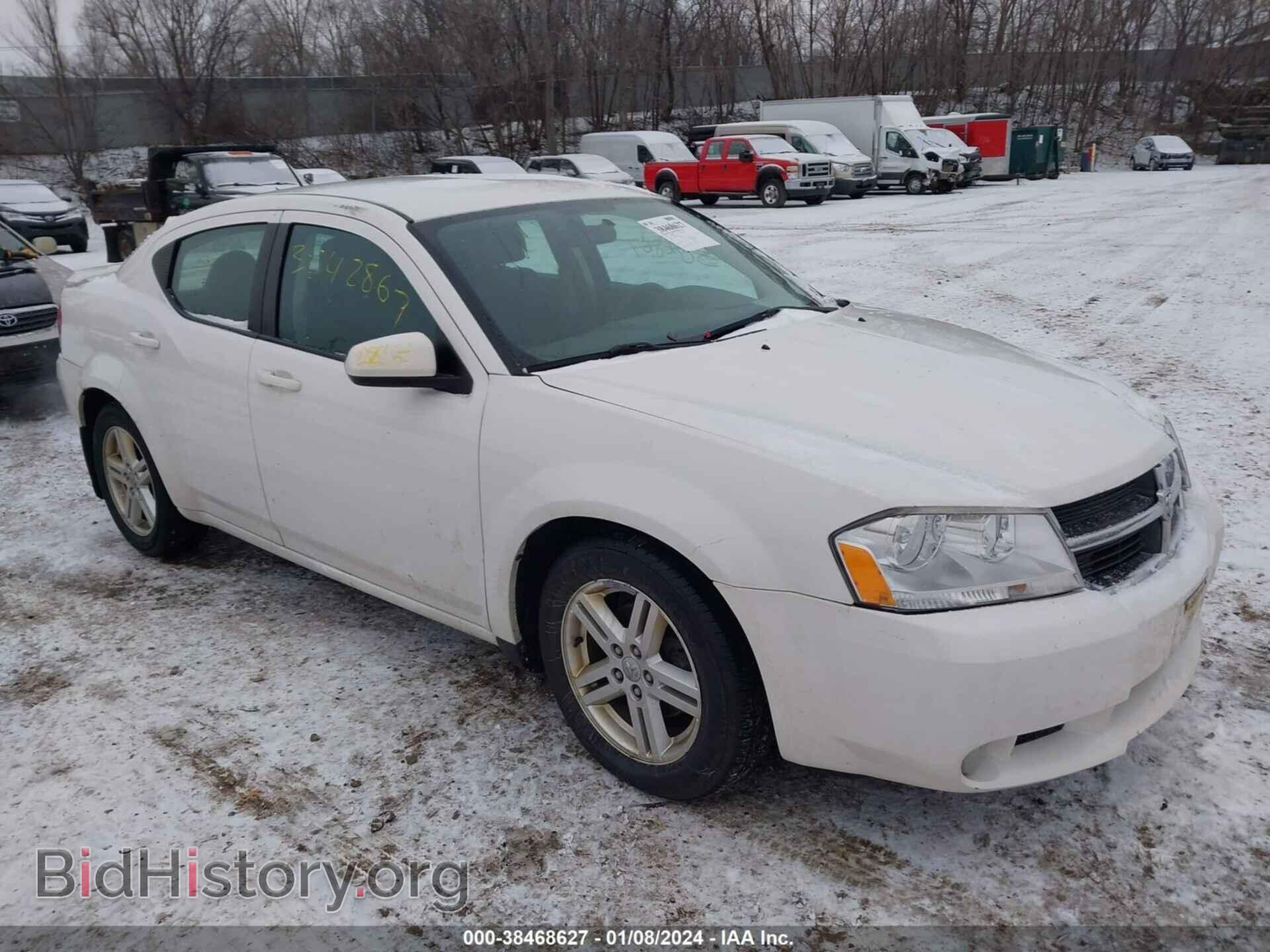 Photo 1B3CC5FB7AN129269 - DODGE AVENGER 2010