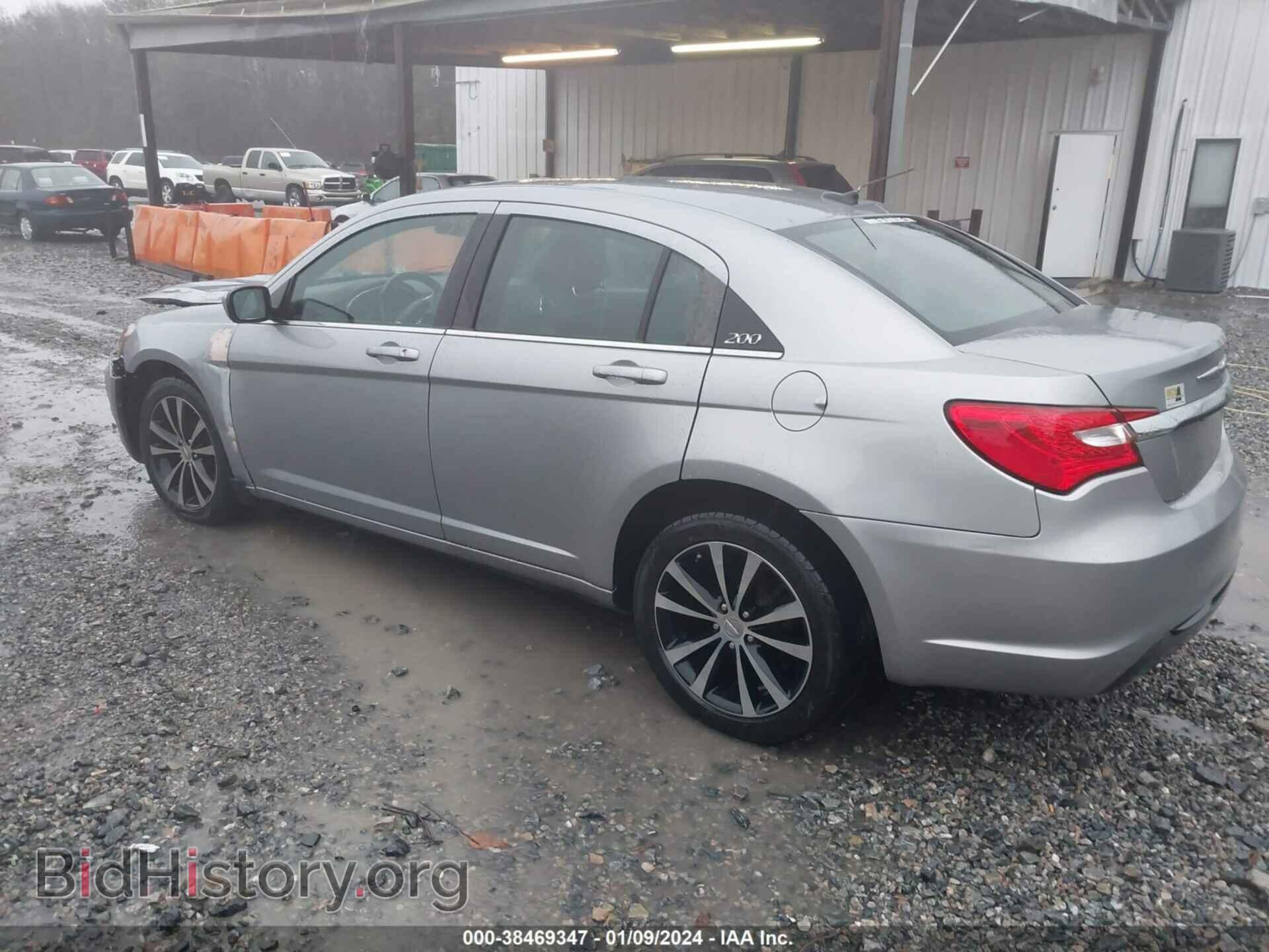 2013 CHRYSLER 200 - VIN: 1C3CCBBB1DN525418 - Фото 3