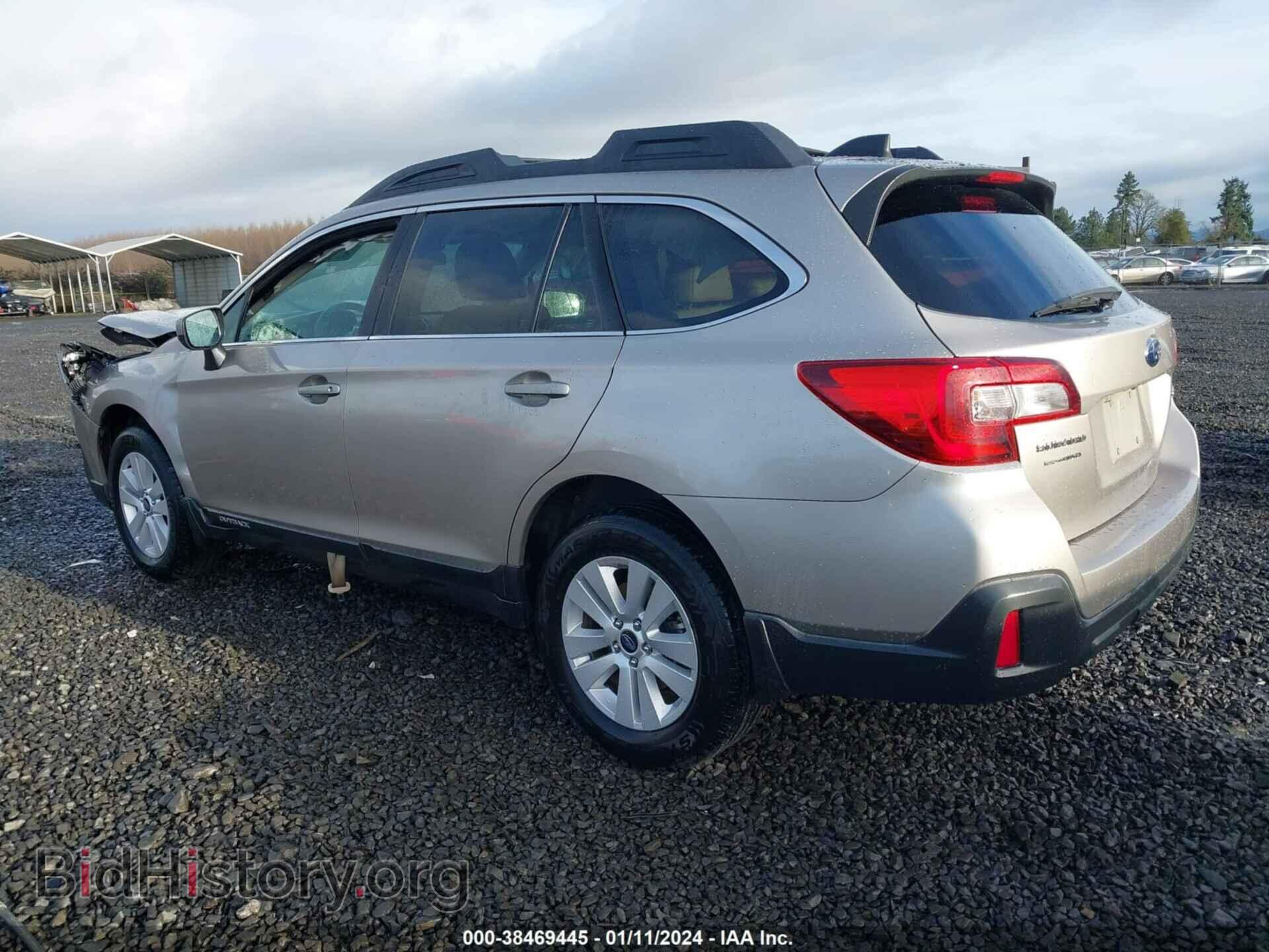 2018 SUBARU OUTBACK - VIN: 4S4BSACC4J3329780 - Фото 3