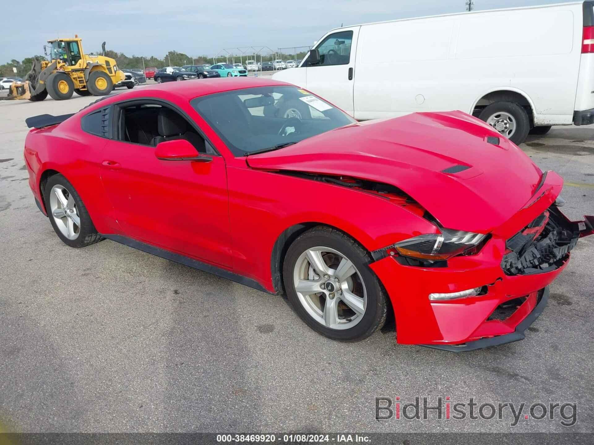 Photo 1FA6P8TH8J5180621 - FORD MUSTANG 2018