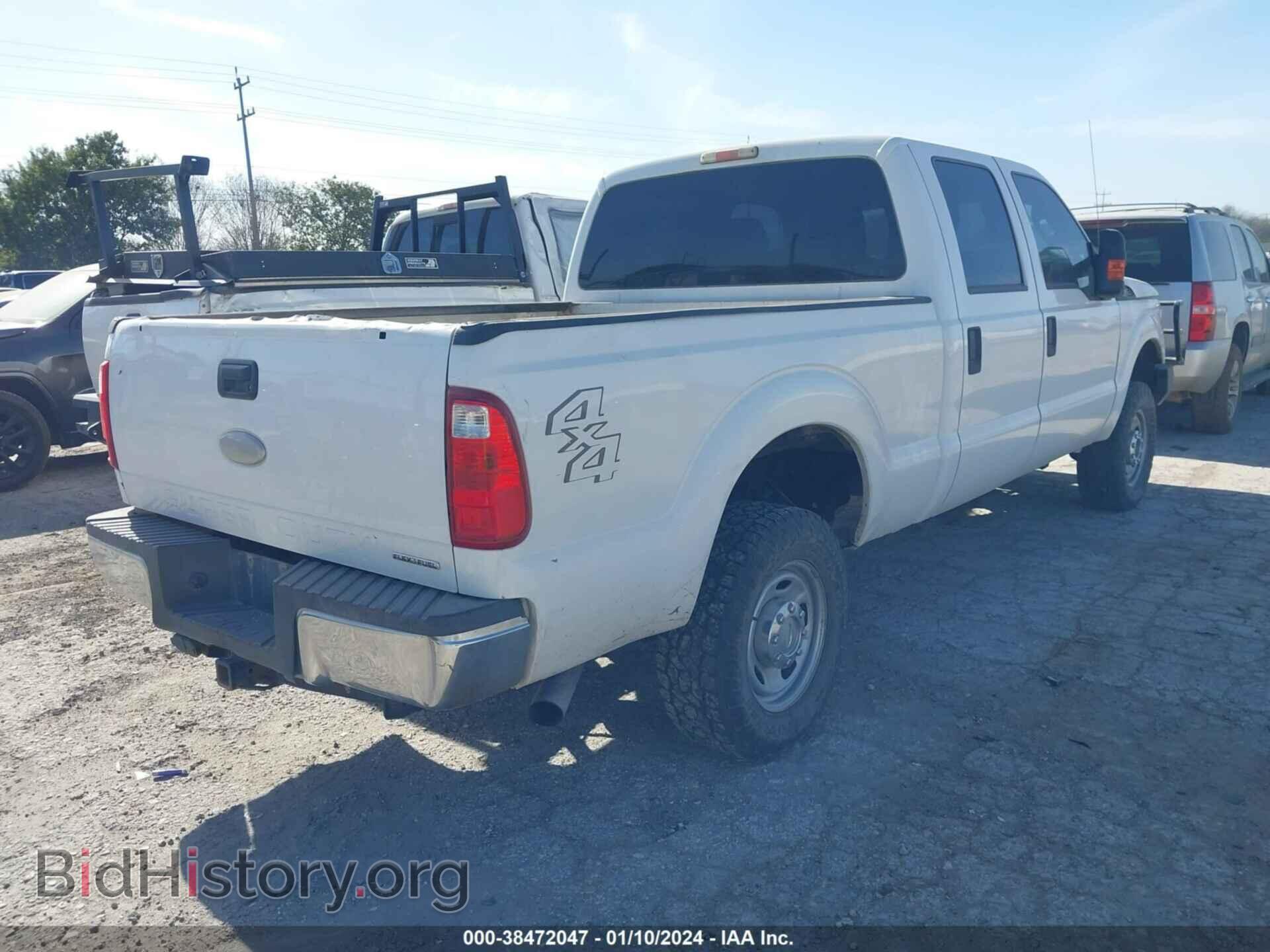 2012 FORD F-250 - VIN: 1FT7W2B63CEC82216 - Фото 4